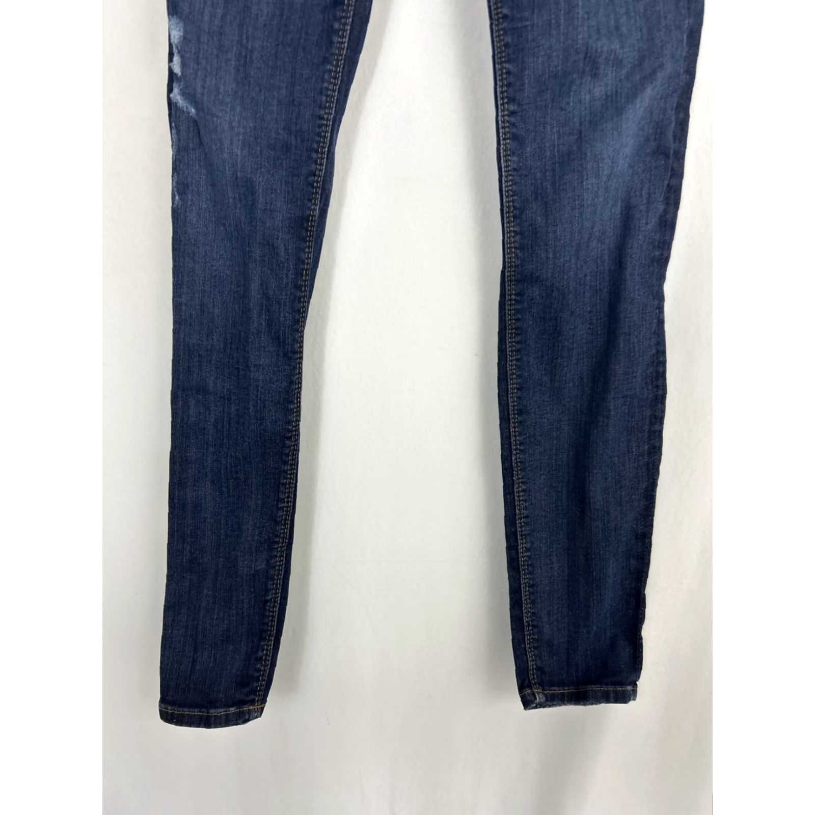 Hudson HUDSON Nico Super Skinny Jeans Womens 27 Mid-Rise Dark Wash Distressed 28x29 Size 27" / US 4 / IT 40 - 2 Thumbnail