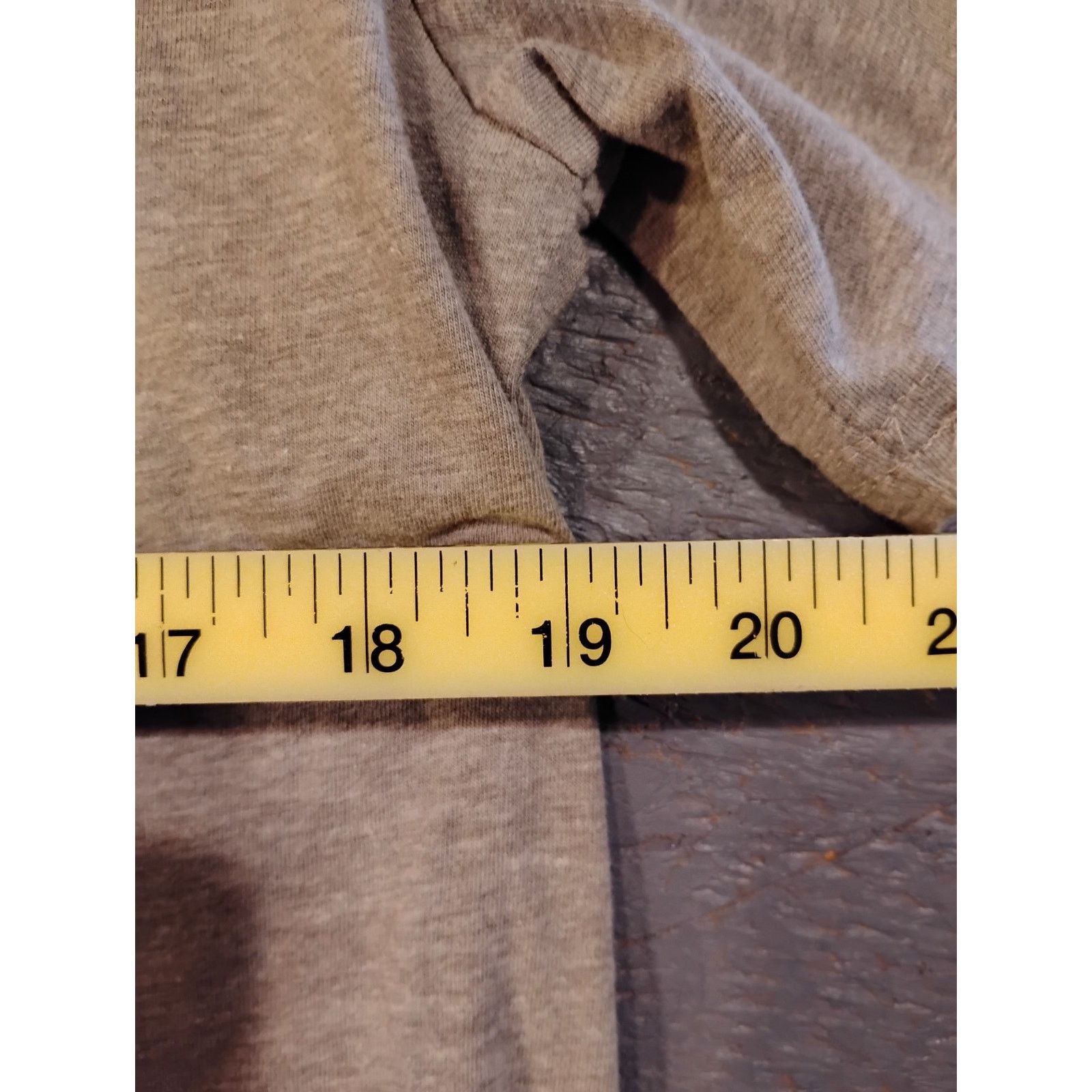 Mad Engine Abraham Lincoln Mad Engine Rad men’s gray shirt (medium) Size US M / EU 48-50 / 2 - 4 Thumbnail
