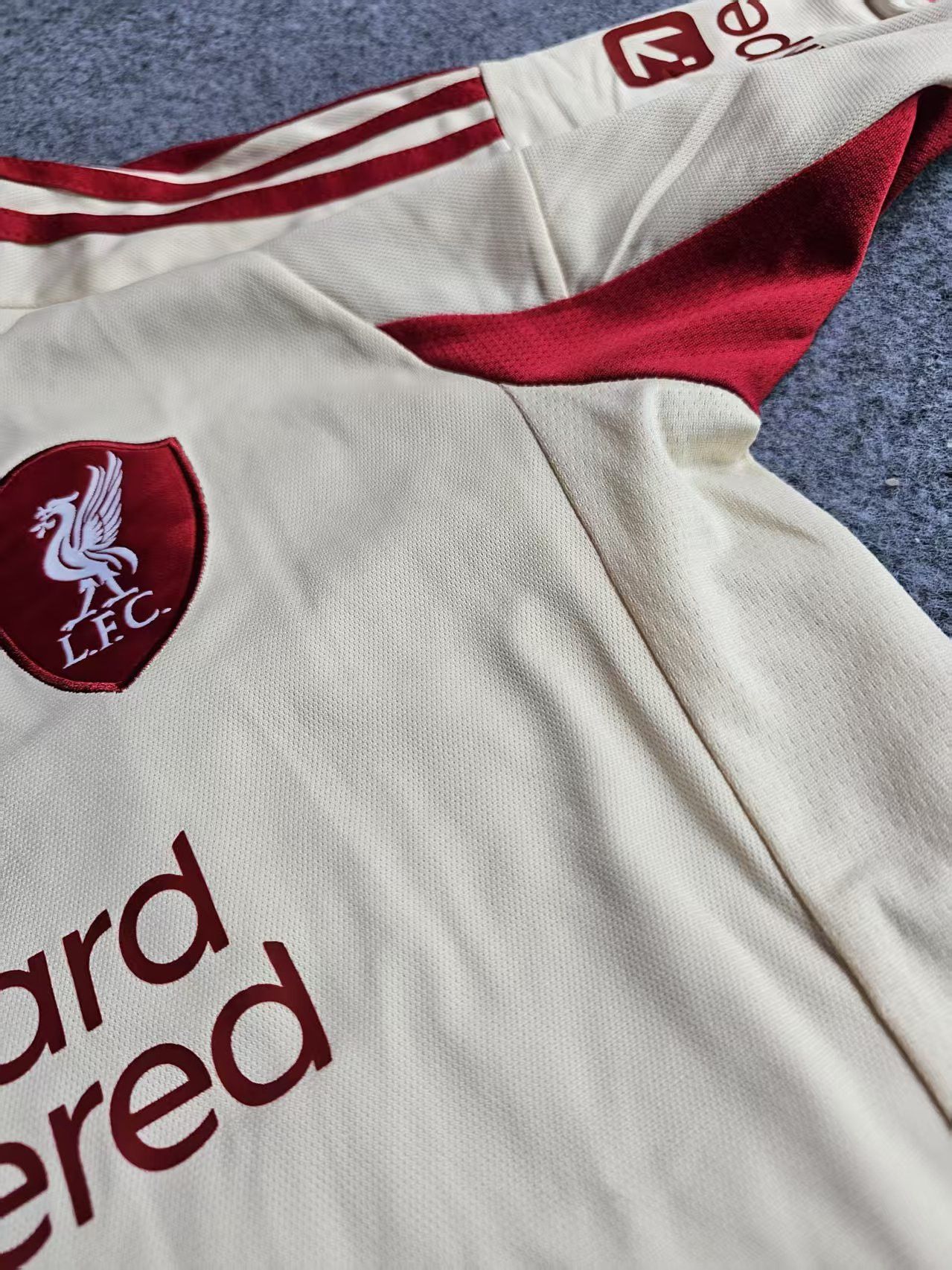 Other 2025 26 Liverpool Jersey Third Away S Size US S / EU 44-46 / 1 - 3 Thumbnail