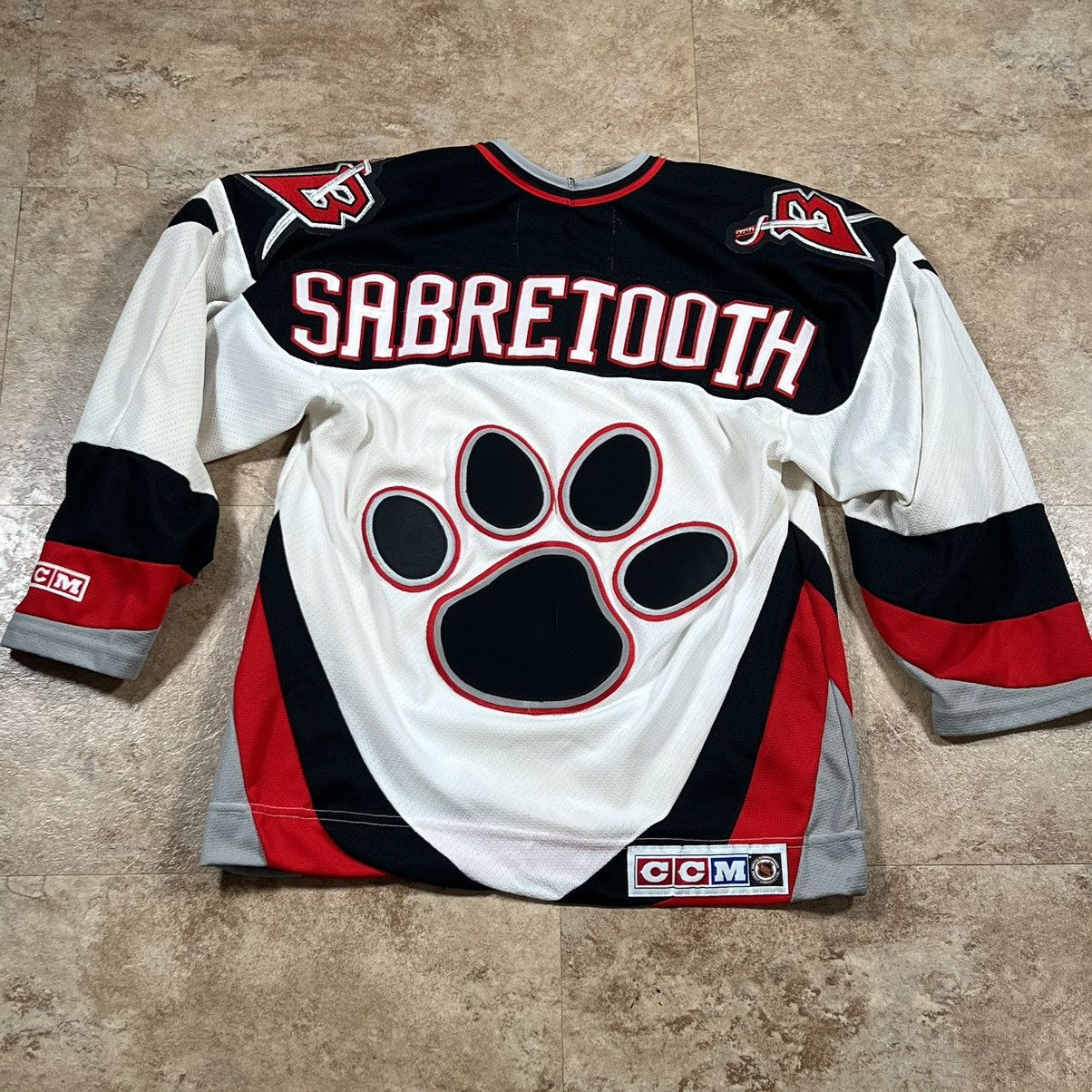 Ccm × Vintage Vintage 90s CCM Buffalo Sabres Sabretooth Hockey Jersey Size US S / EU 44-46 / 1 - 5 Thumbnail