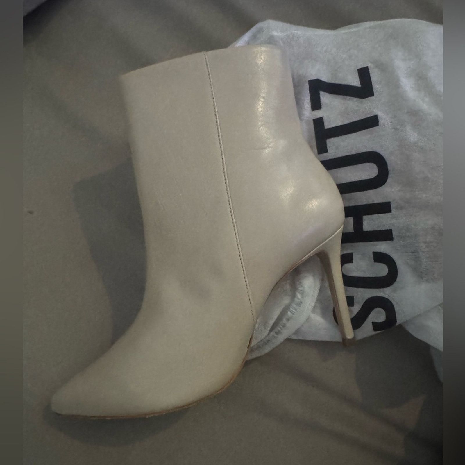 SCHUTZ NWT SCHUTZ $228 Beige Mikki Booties Size 7.5 Size US 7.5 / IT 37.5 - 8 Thumbnail