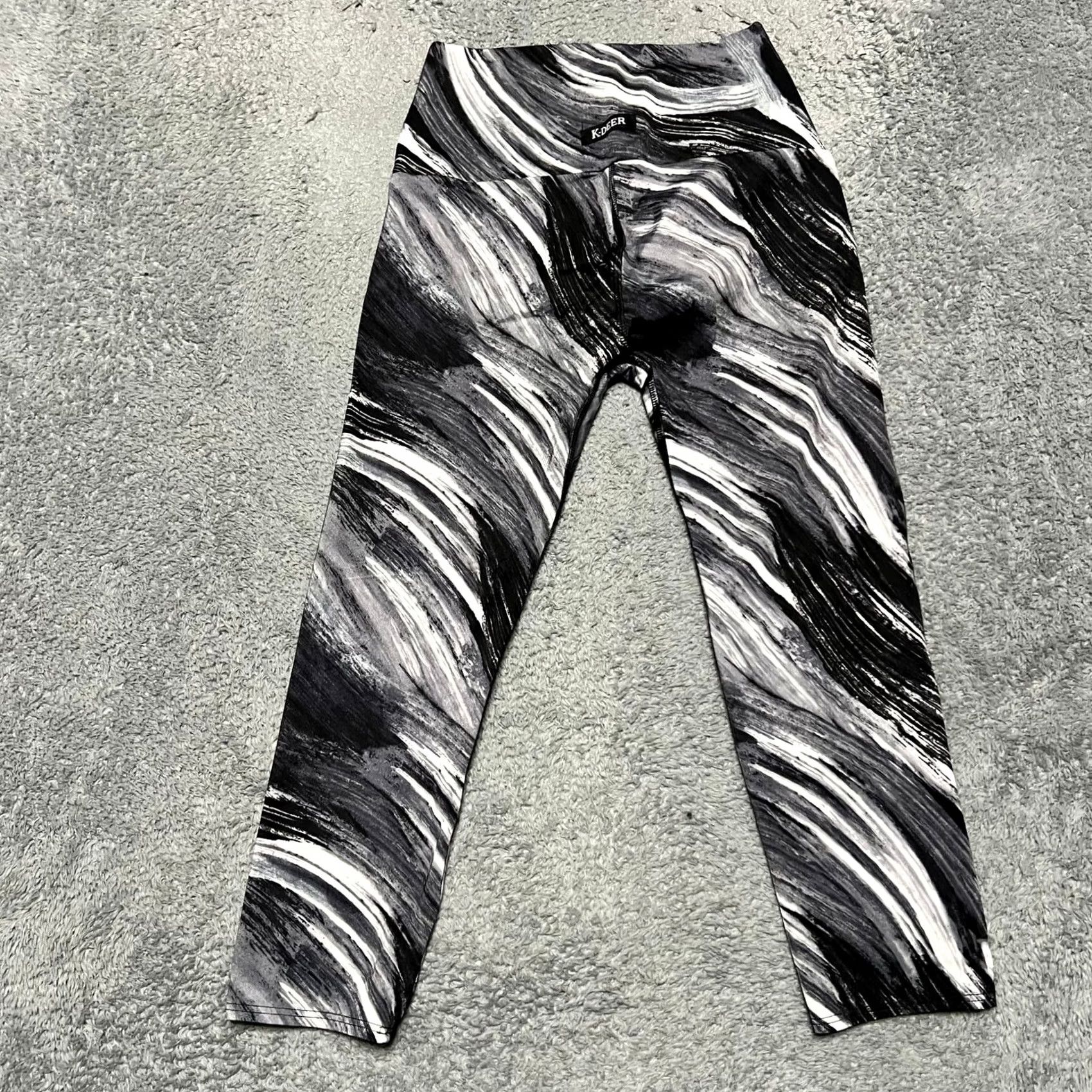 Vintage K-Deer Leggings Womens Large Black Gray Cropped Workout Athletic Athleisure Size 36" / US 14 / IT 50 - 2 Thumbnail