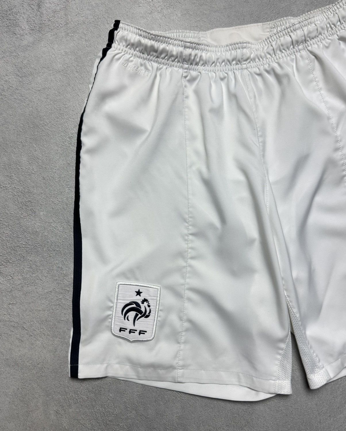 Nike France 2011 2012 Home Football Soccer Shorts Nike Size US 34 / EU 50 - 3 Thumbnail