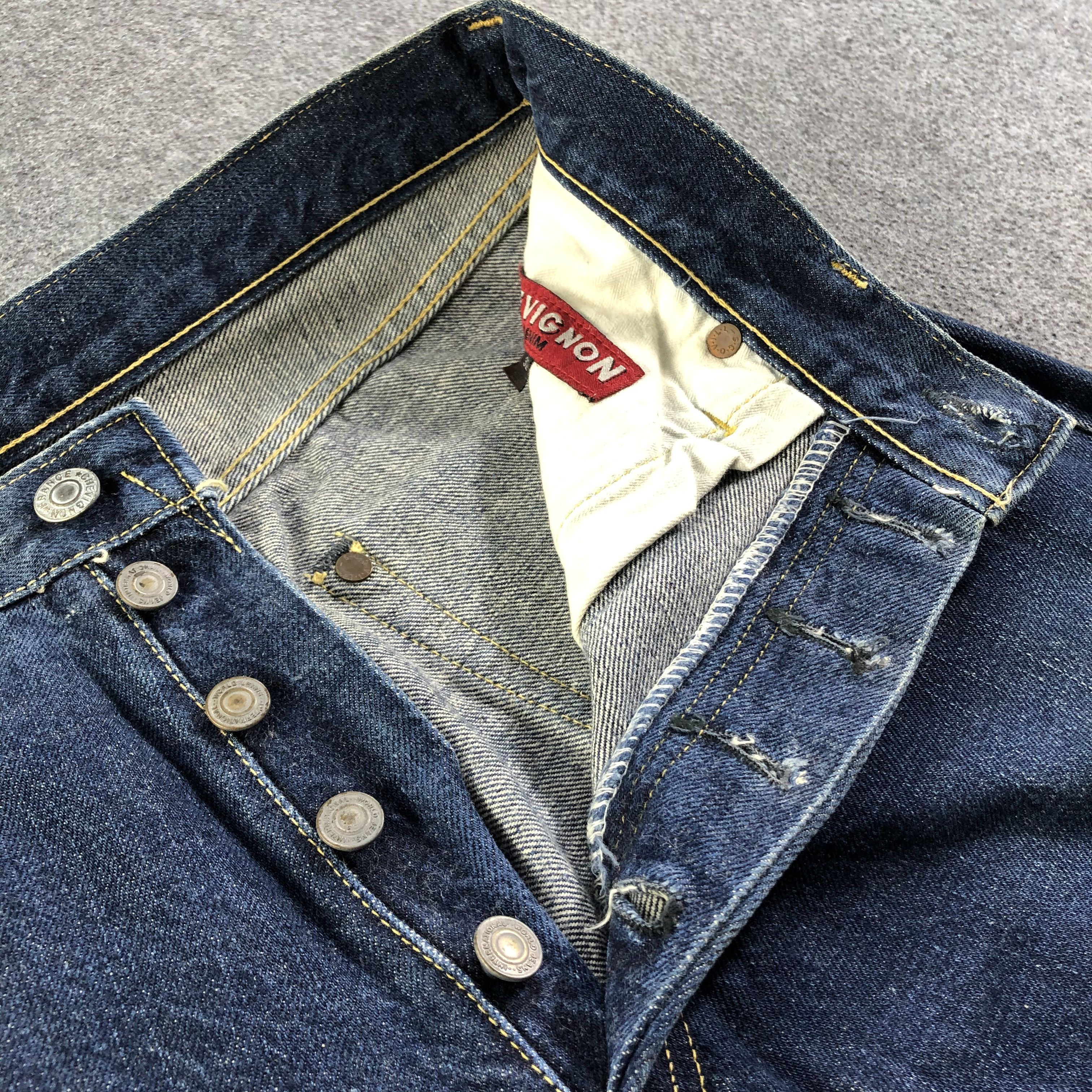 Chevignon Chevignon Redline Jeans Dark Wash Denim -J2764 Size US 31 - 7 Thumbnail