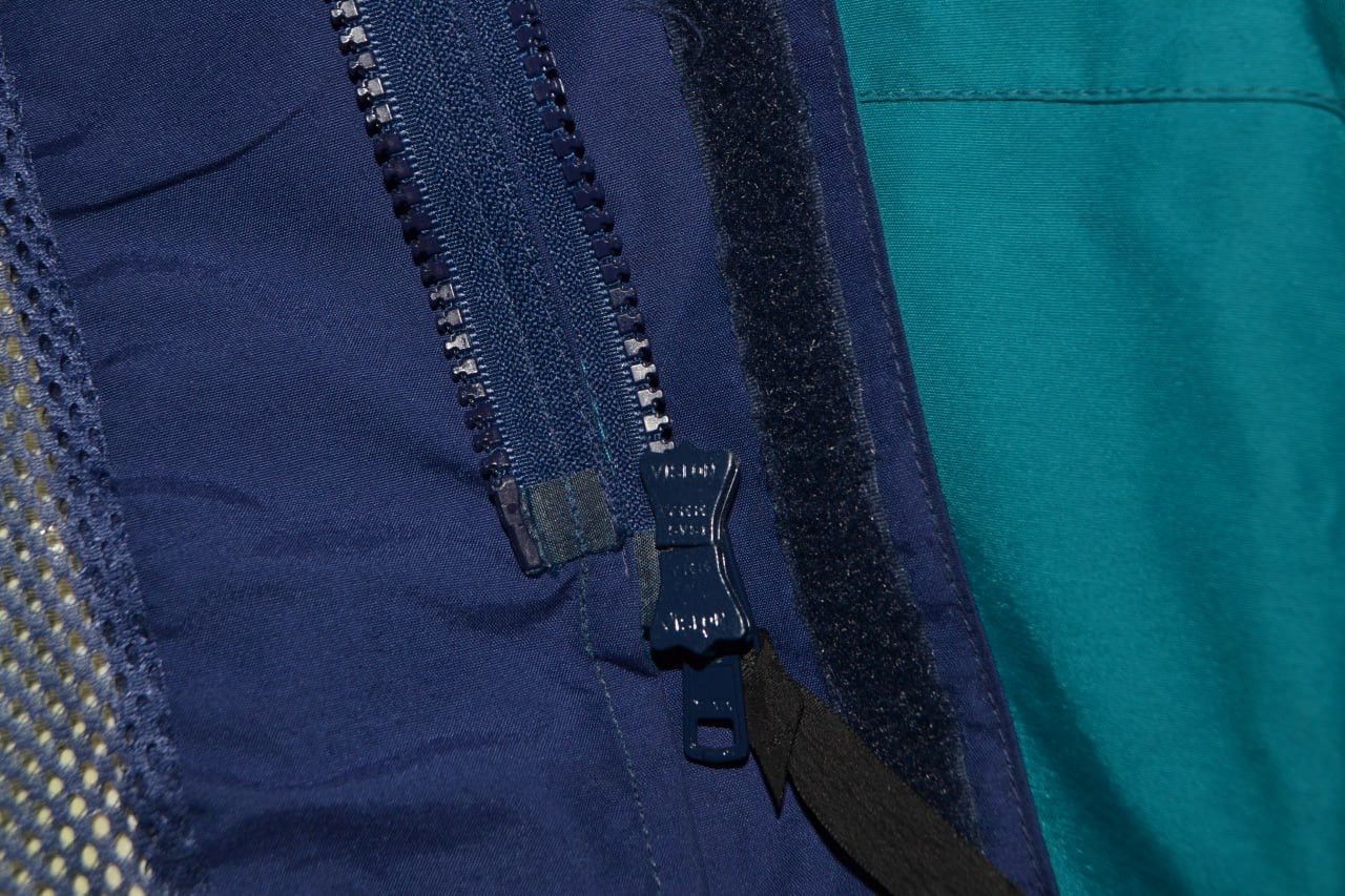 Berghaus × Vintage Vintage Berghaus Gore-Tex Jacket Windbreaker Women’s Size 12 Size L / US 10 / IT 46 - 12 Thumbnail