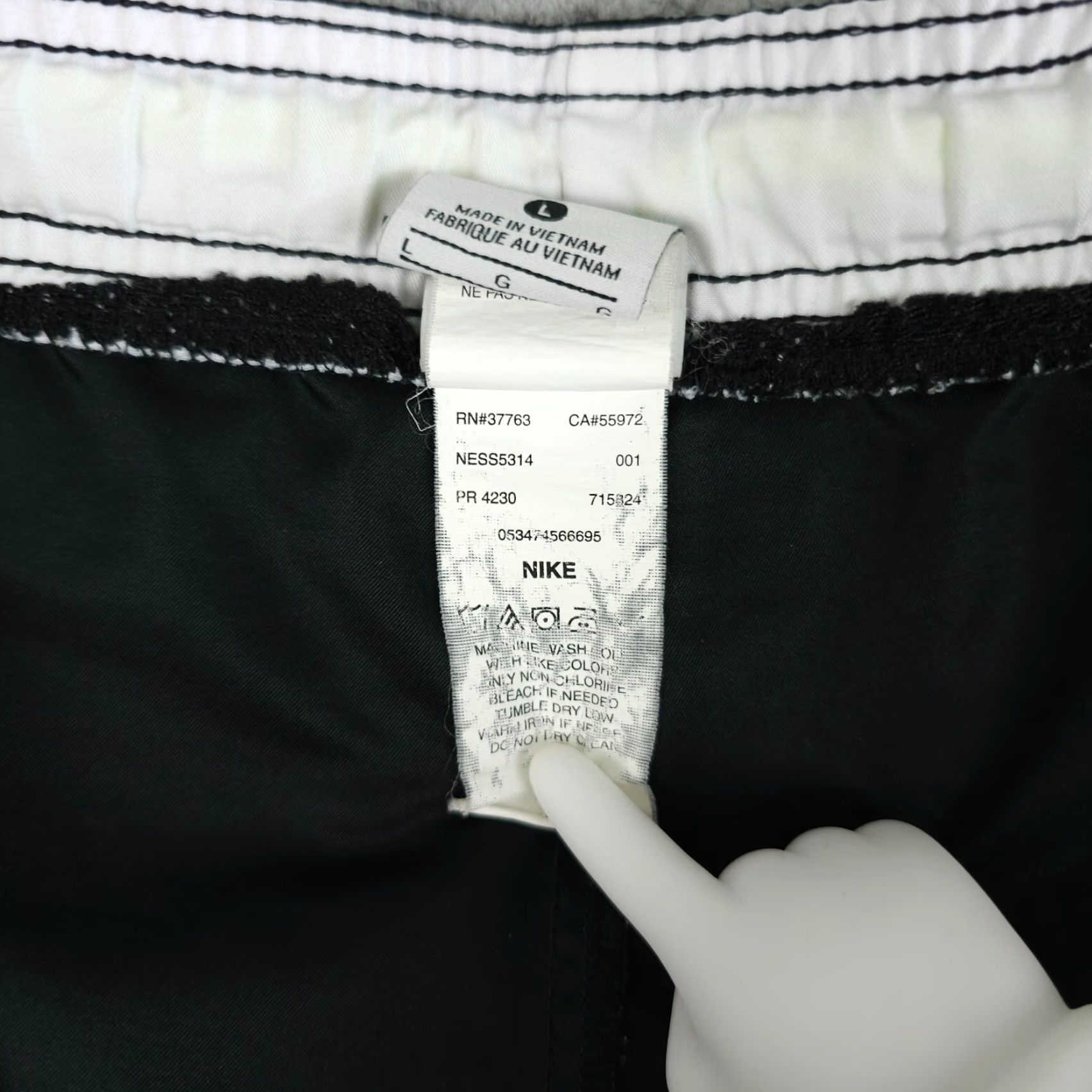 Nike Nike Shorts Mens Large Black White Board Swim Trunks Pockets Drawstring Surf Size US 33 - 5 Thumbnail