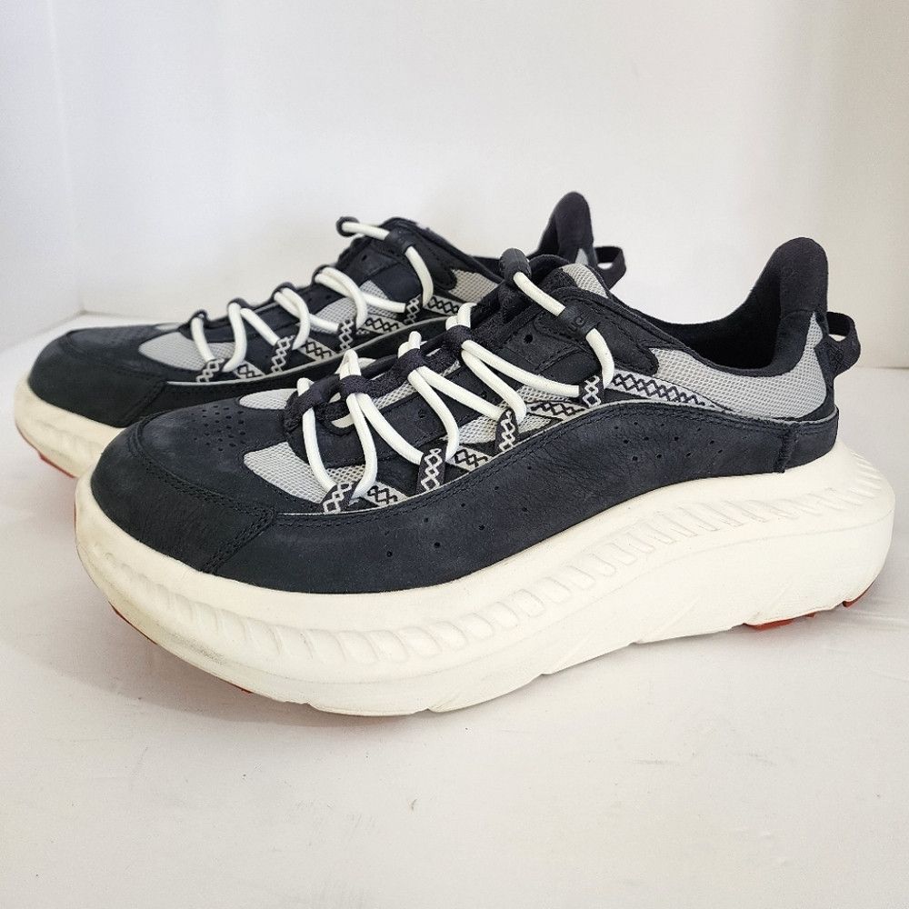 Ugg UGG Gray/White Low-Top Sports Casual Shoes CA805 V2 Size US 8.5 / EU 41-42 - 1 Thumbnail
