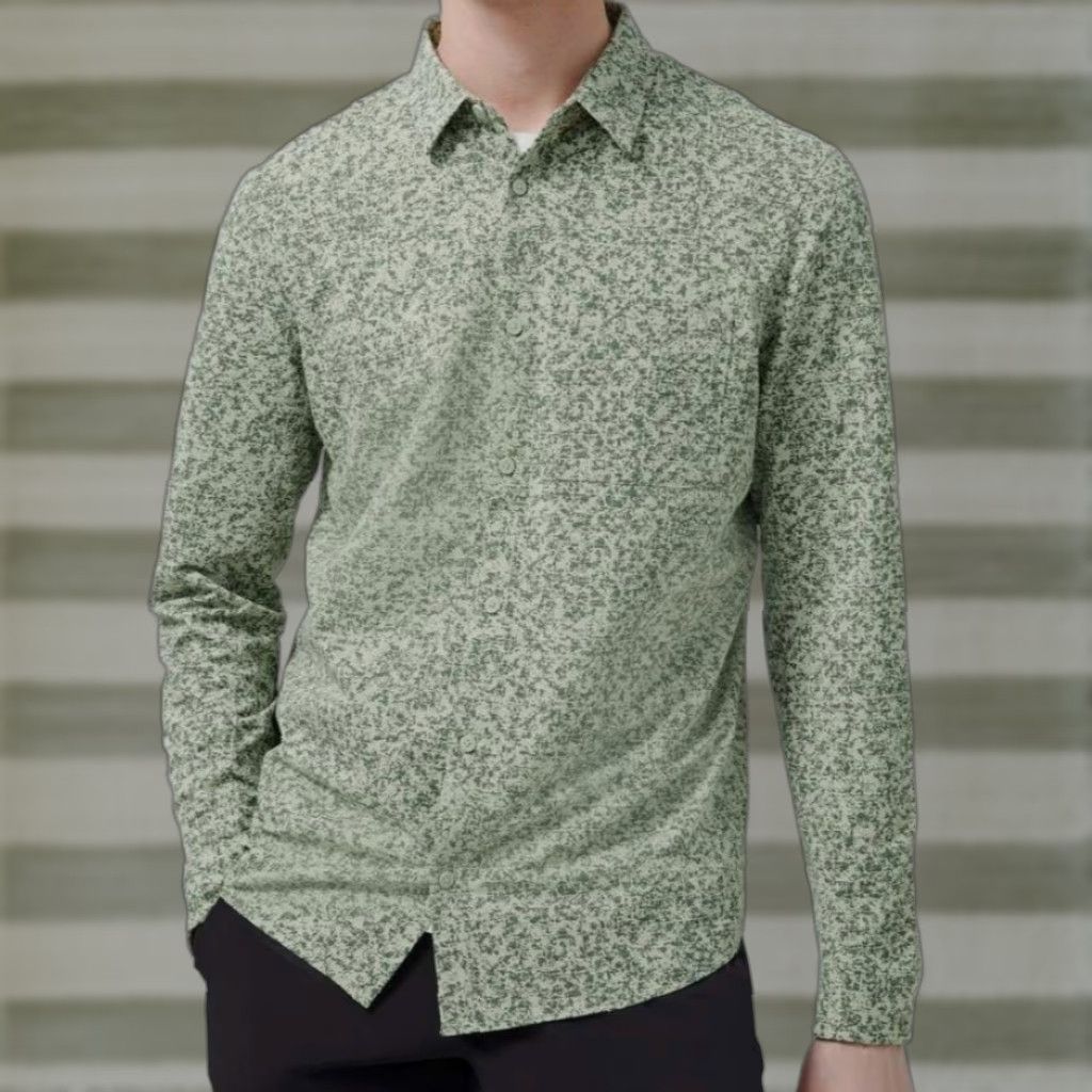 Lululemon VINTAGE Lululemon Men's Commission Shirt Green Fern XL Button-Up Long Sleeve Modern/Classic, Outdoor, Preppy Mens Button-Up Shirt XL Green Fern Size US XL / EU 56 / 4 - 1 Thumbnail