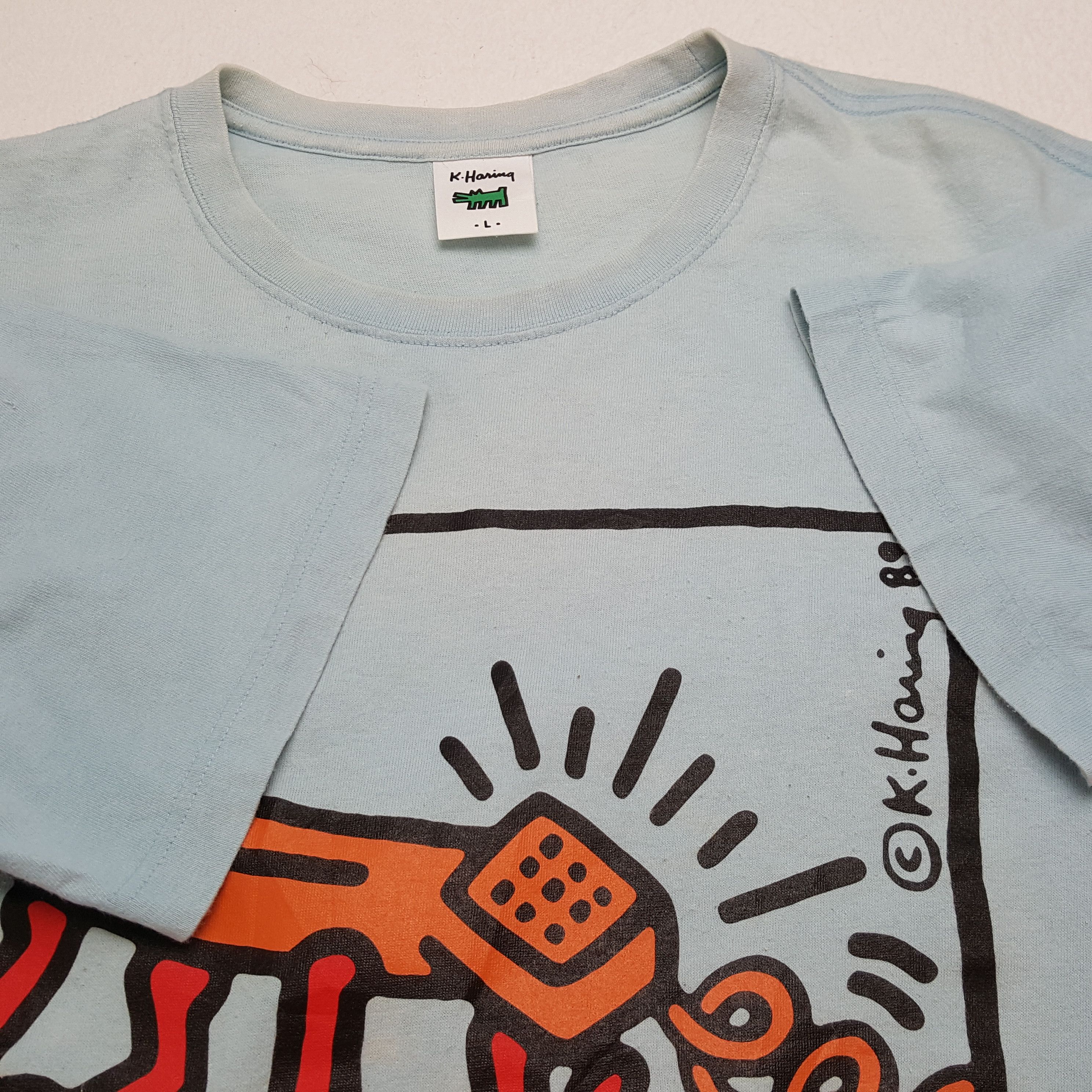 Keith Haring × Vintage KEITH HARING Center Design Streetwear Style Tshirt Size US L / EU 52-54 / 3 - 7 Thumbnail