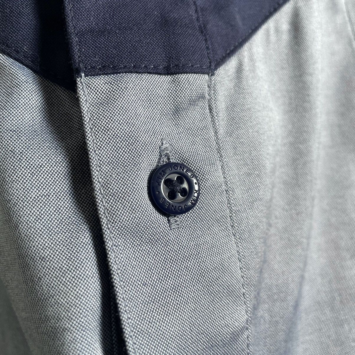 GU × Kim Jones RARE🔥Gu x Kim Jones two pockets at the back Ls Shirt Size US M / EU 48-50 / 2 - 7 Thumbnail