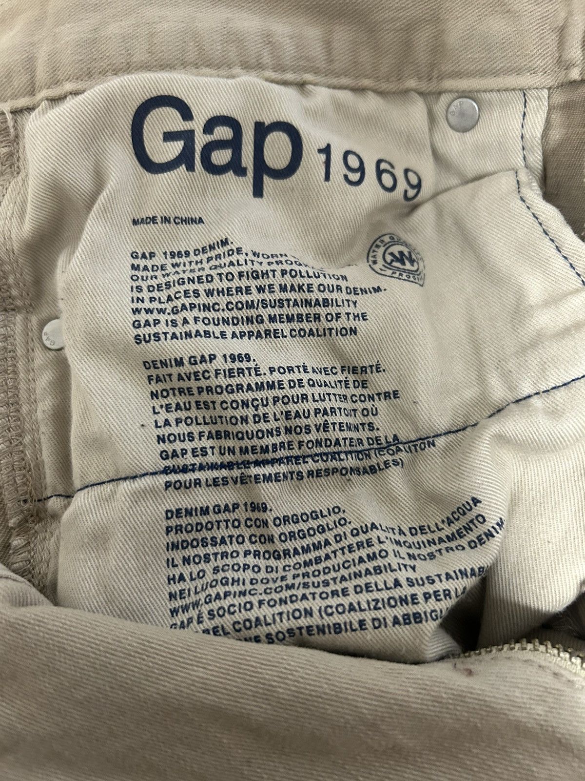 Gap Gap 1969 athletic fit jeans Size US 32 / EU 48 - 4 Thumbnail