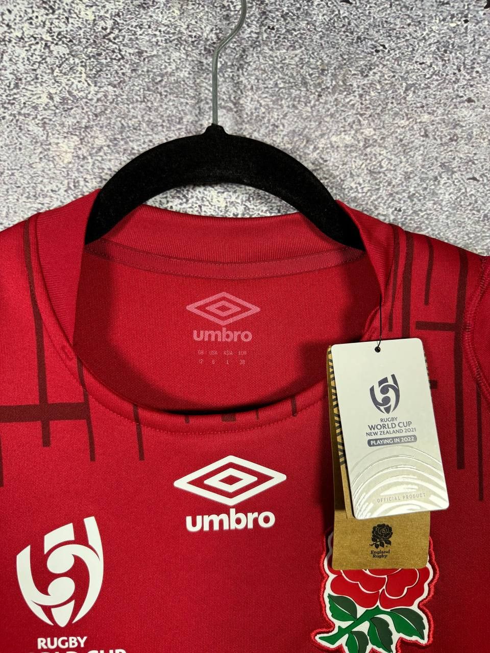 Umbro NWT England Rugby Jersey Women's UK12 Umbro ALT World Cup Size US S / EU 44-46 / 1 - 5 Thumbnail