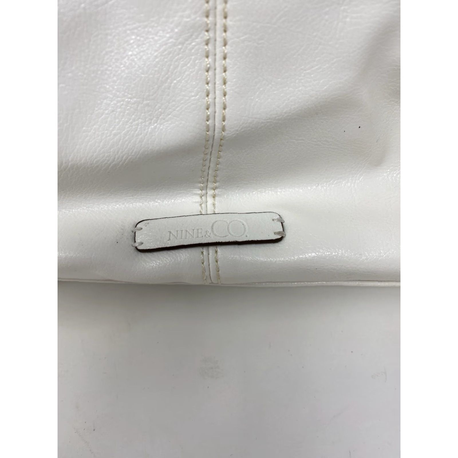 Vintage VINTAGE Nine & Co Faux Leather Handbag White Shoulder Bag 3 Compartments Classic 90s Womens Size ONE SIZE - 3 Thumbnail