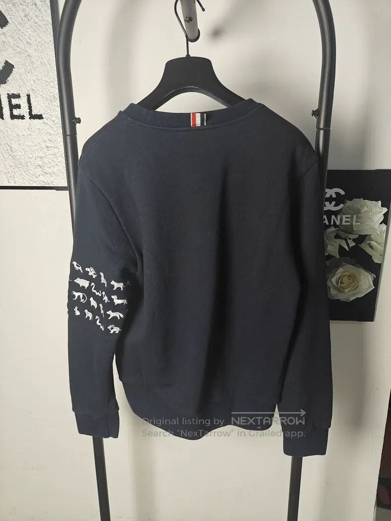 Thom Browne Thom Browne Embroidered Pattern Sweatshirt Size US M / EU 48-50 / 2 - 2 Thumbnail
