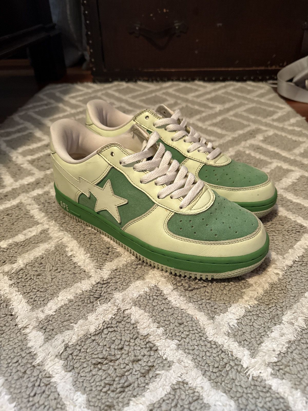 Bape VERY RARE OG 2003 A BATHING APE GREEN SUEDE BAPESTA Size US 9.5 / EU 42-43 - 2 Thumbnail