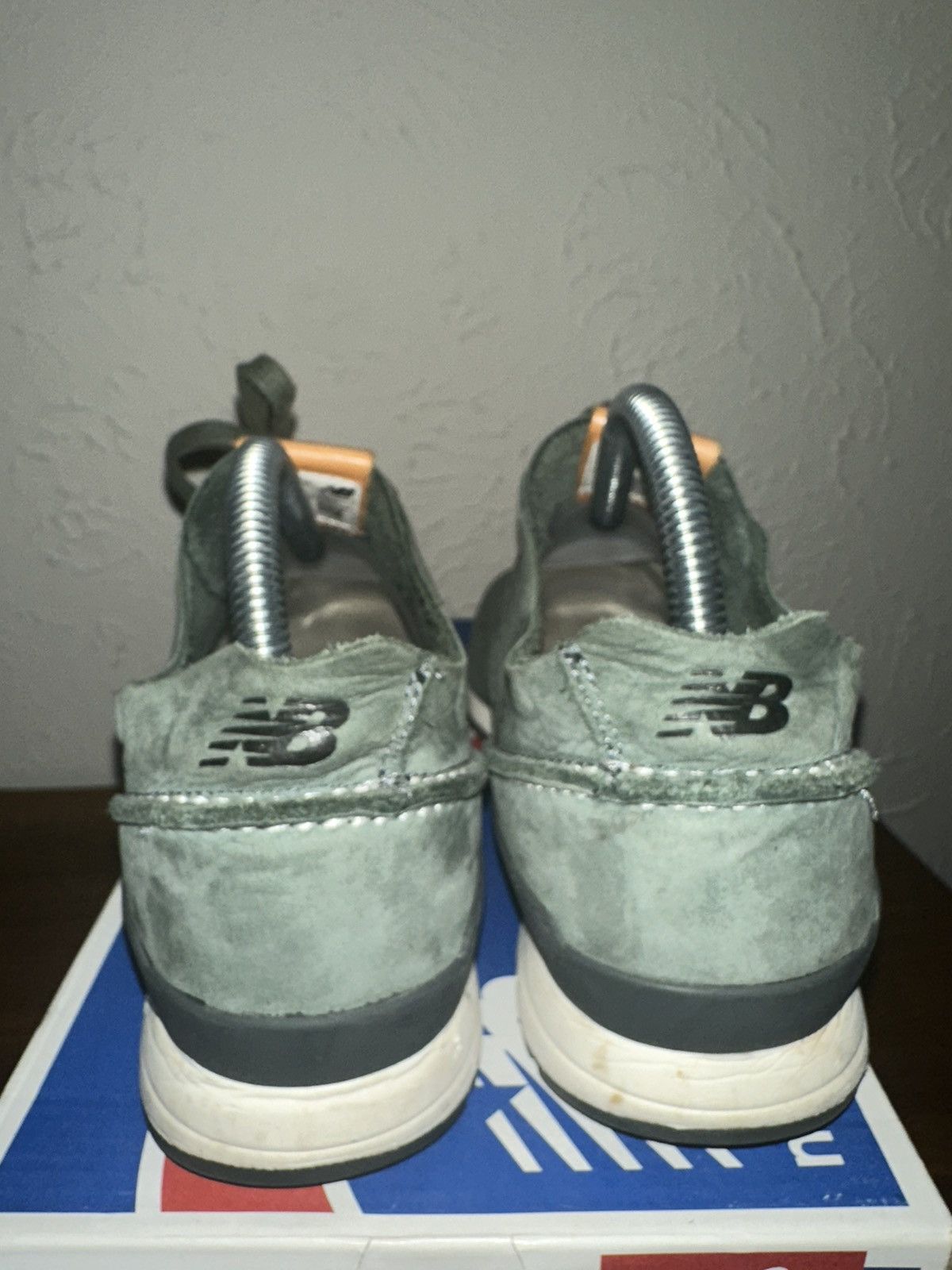 New Balance 696 Forest Green Suede