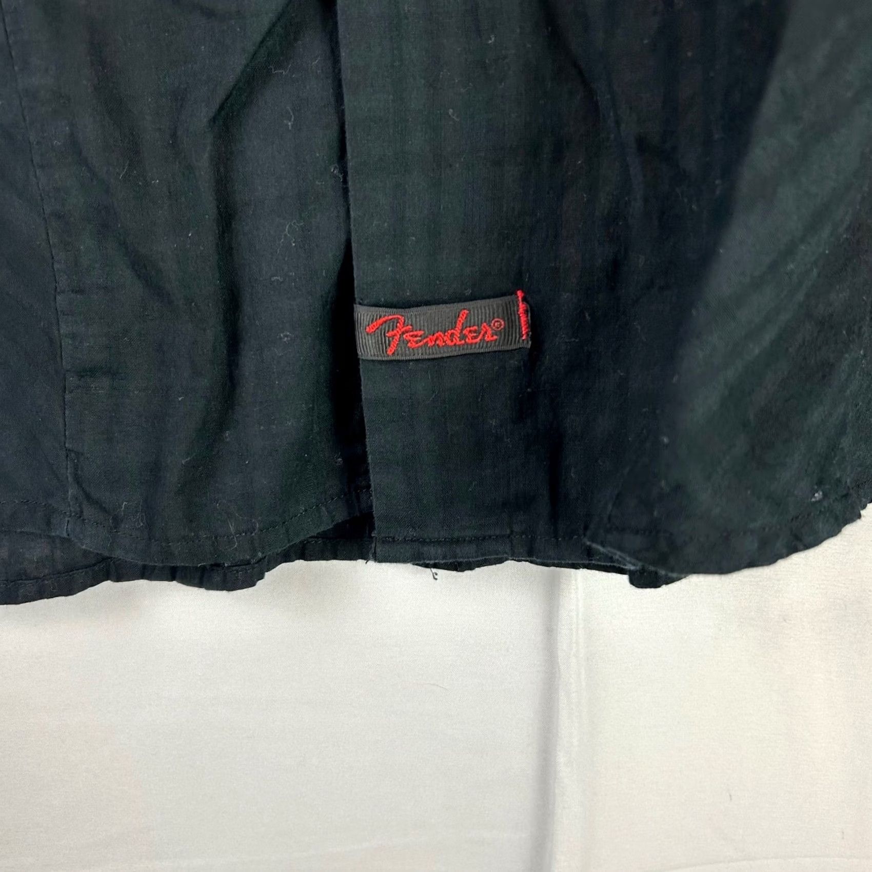 Fender Fender Custom Shop Rock & Roll Religion Shirt Mens XL Black Fleur De Lis Embroidered Studded Button-Up Collared Long Sleeve Gothic Concert Wear Size US XL / EU 56 / 4 - 6 Thumbnail