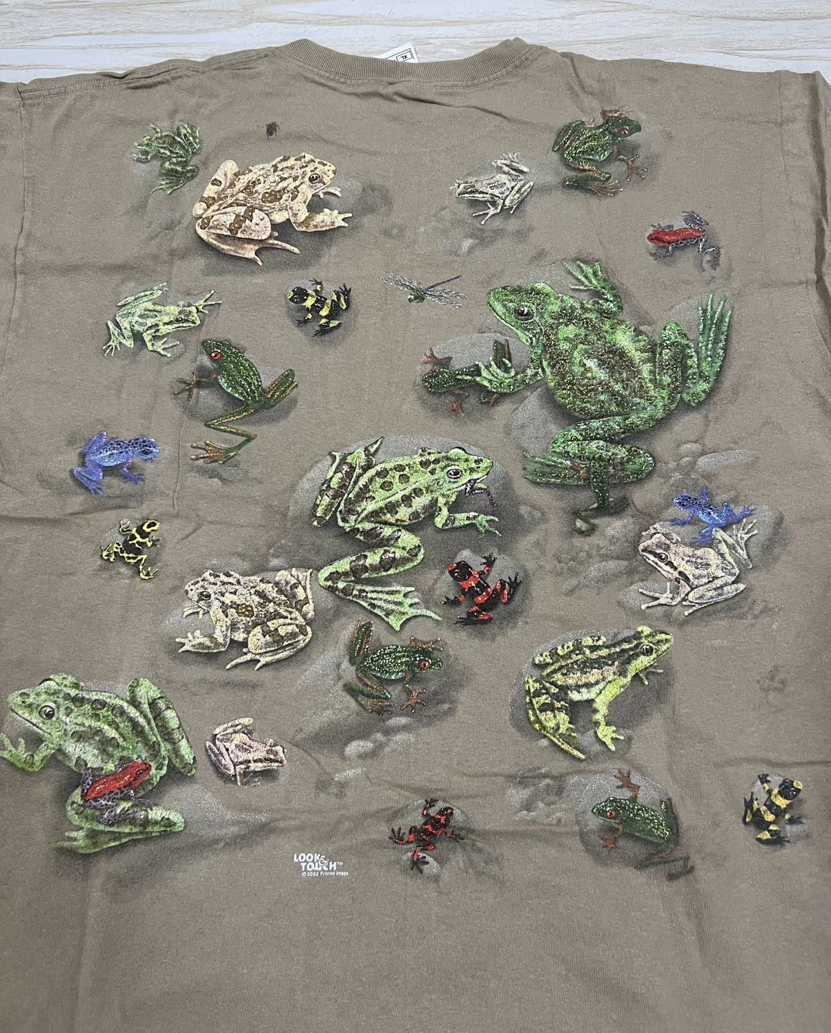 Vintage 00s Look Touch Frog-Themed Vintage T-shirt Size US XL / EU 56 / 4 - 8 Thumbnail