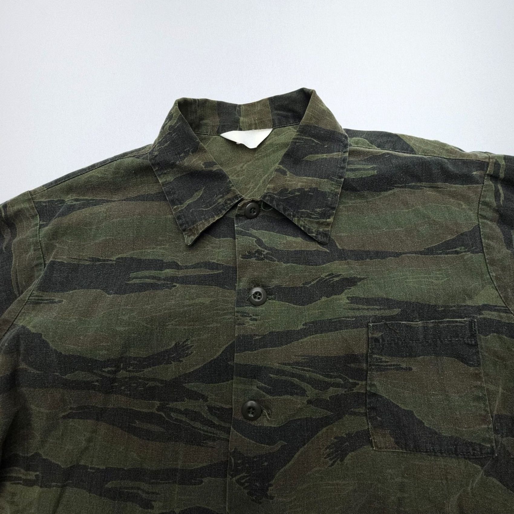 Vintage VTG 60s 70s Tiger Stripe Camouflage Vietnam Shirt Jacket Army Ranger Mens XL USA Shirt Size US XL / EU 56 / 4 - 3 Thumbnail