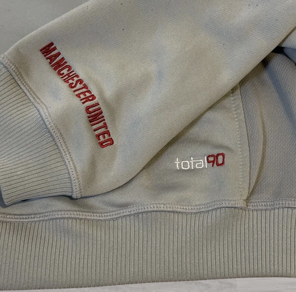 Nike Manchester United 2004/05 Sweatshirt Size M Size US M / EU 48-50 / 2 - 8 Thumbnail