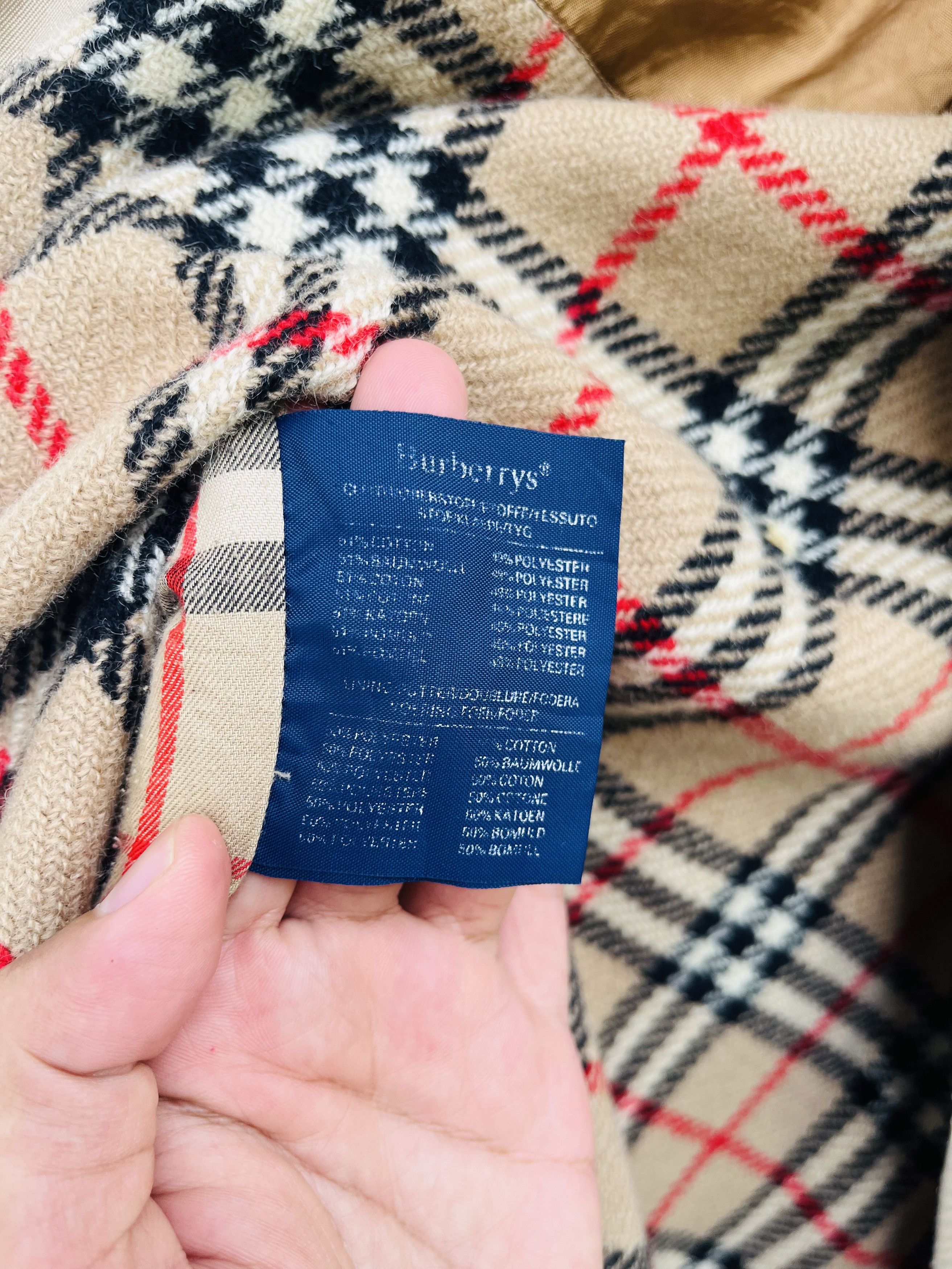 Burberry × Designer × Vintage Vintage Burberry Made In England Designer Style Size US M / EU 48-50 / 2 - 13 Thumbnail