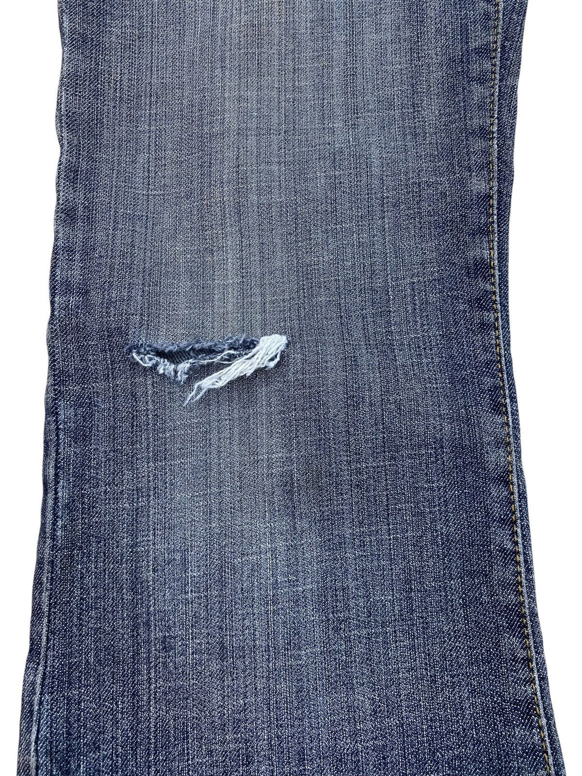Japanese Brand Japanese Brand Faded Flare Style Jeans Size US 30 / EU 46 - 8 Thumbnail