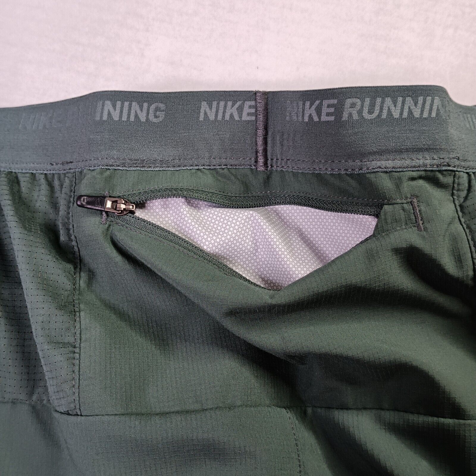 Nike Nike Men’s Dri-Fit Stride Running Shorts Size 2XL Green Size US 38 / EU 54 - 7 Thumbnail