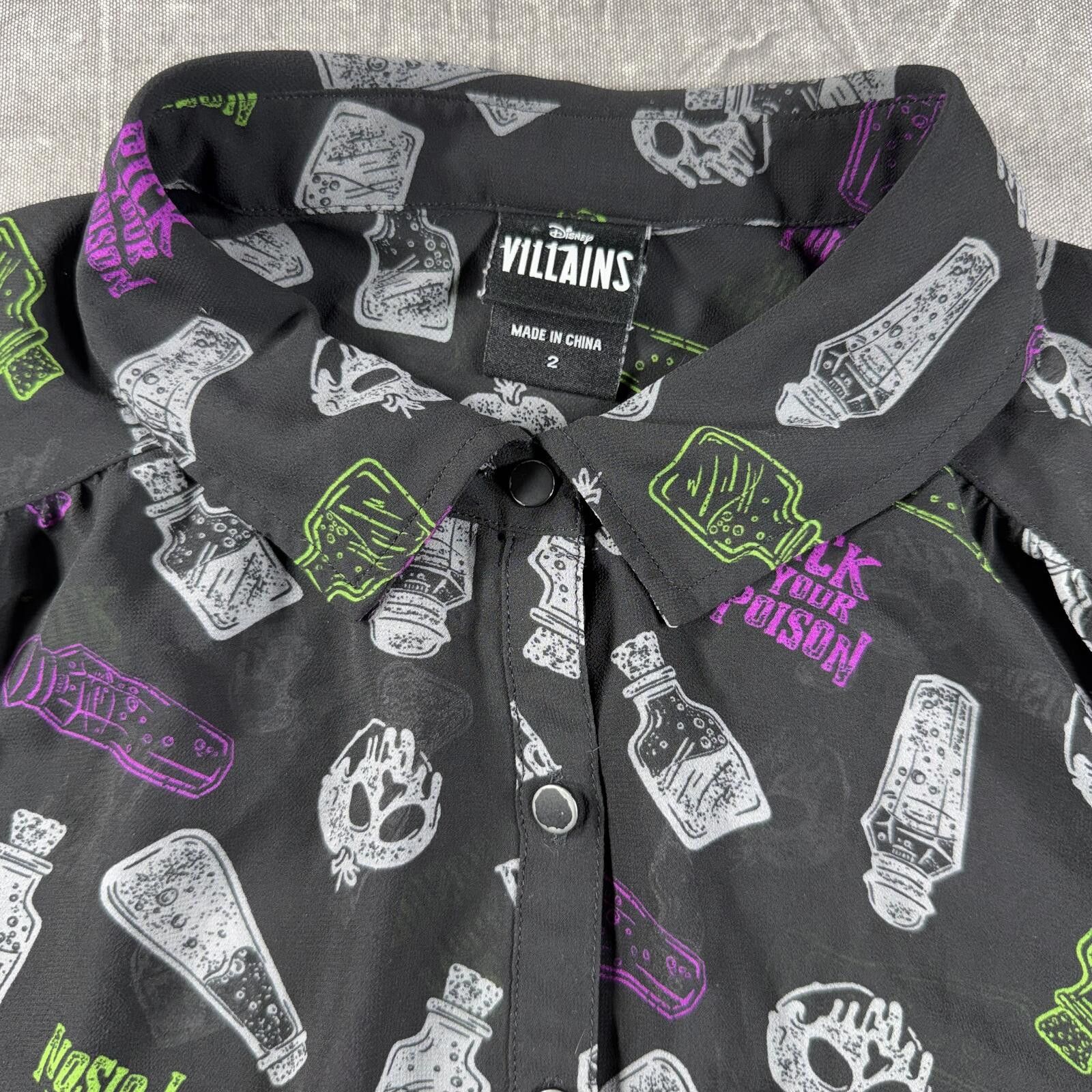Disney Disney Shirt Women's 2 Black Villains Pick Your Poison Size ONE SIZE - 2 Thumbnail