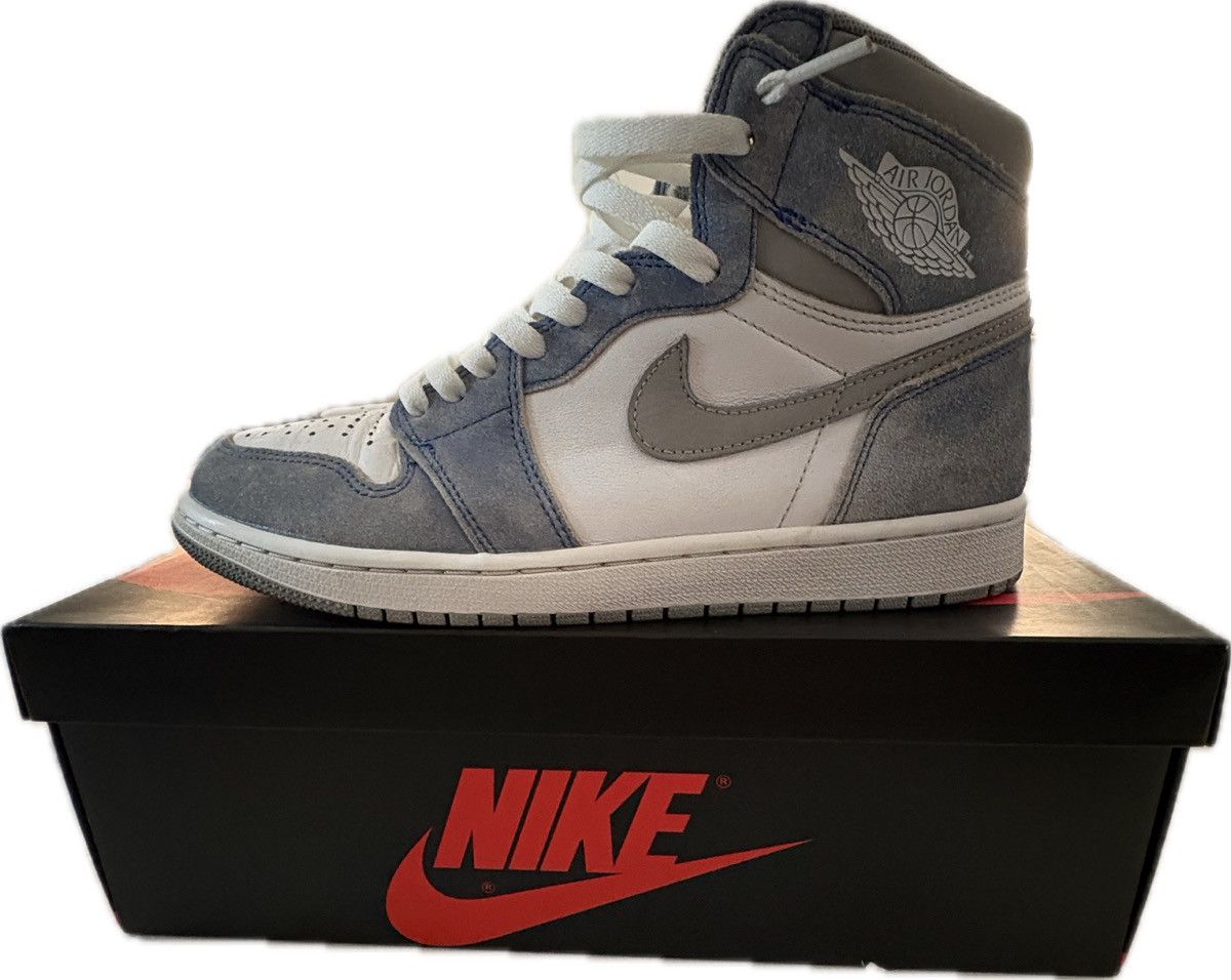 Jordan Brand Jordan 1 Retro High OG “Hyper Royal” Size US 10 / EU 43 - 2 Thumbnail