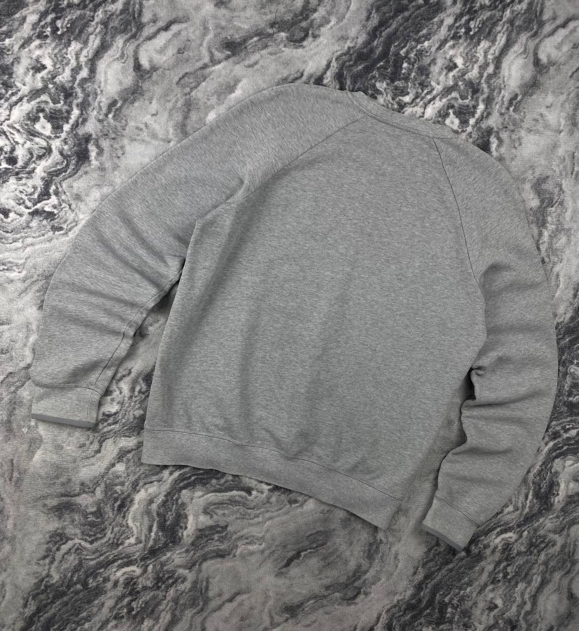 Prada Prada Luna Rossa Sweatshirt Men Size L Gray Size US L / EU 52-54 / 3 - 12 Thumbnail