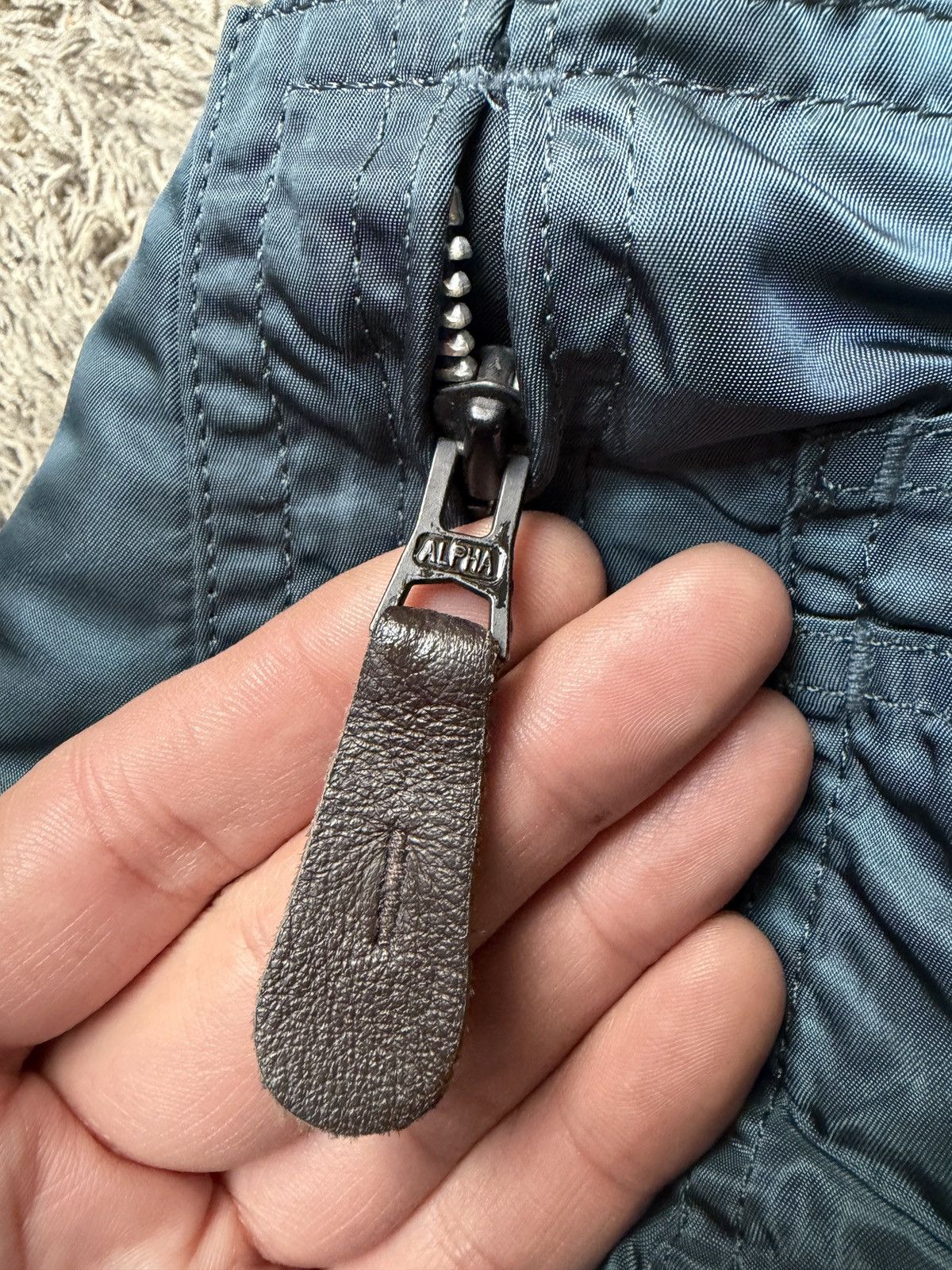 Alpha Industries Alpha Industries bomber. Size US L / EU 52-54 / 3 - 13 Thumbnail