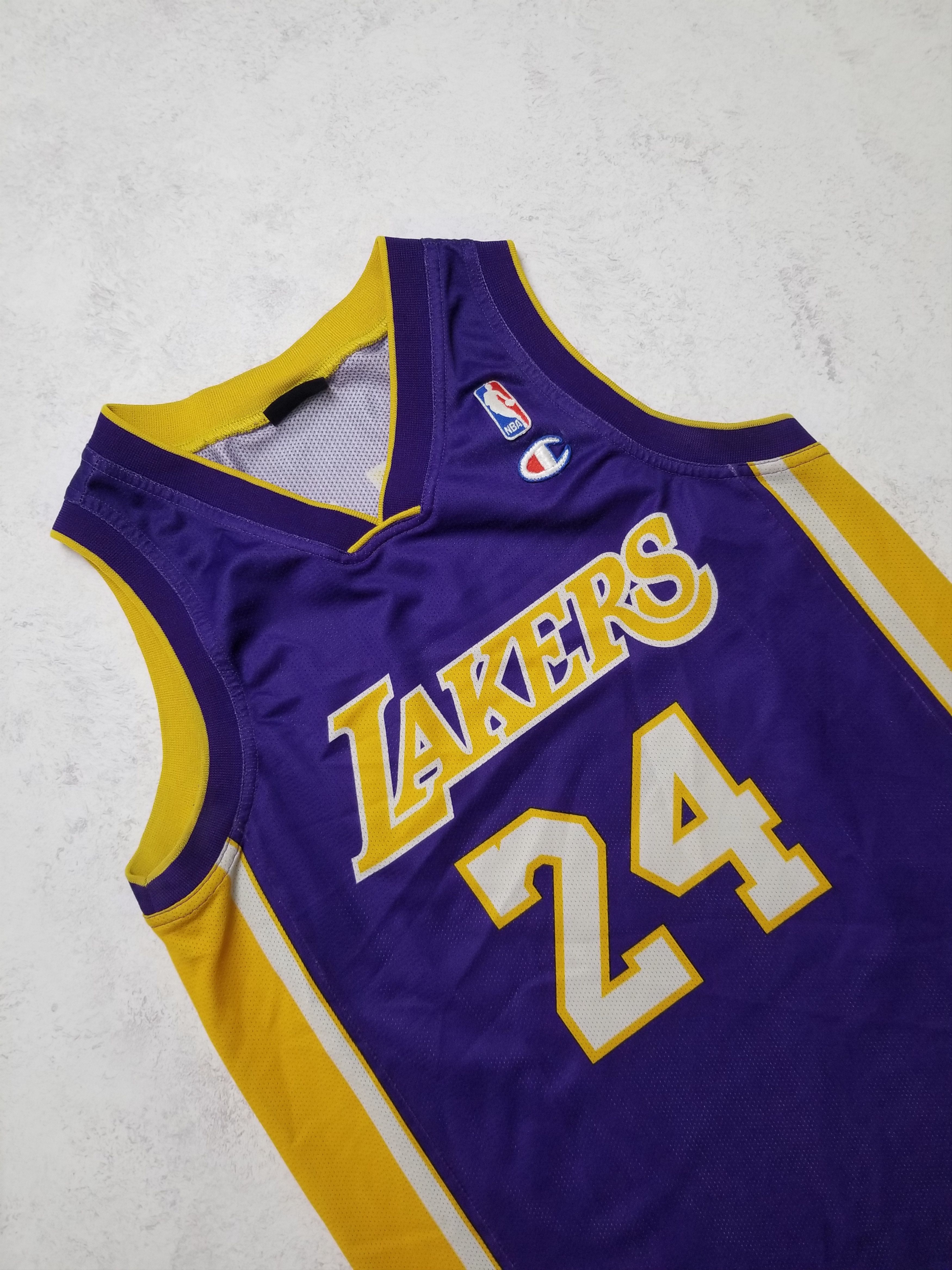 Champion Vintage Champion LA Lakers #24 Kobe Bryant NBA Jersey Size US M / EU 48-50 / 2 - 3 Thumbnail