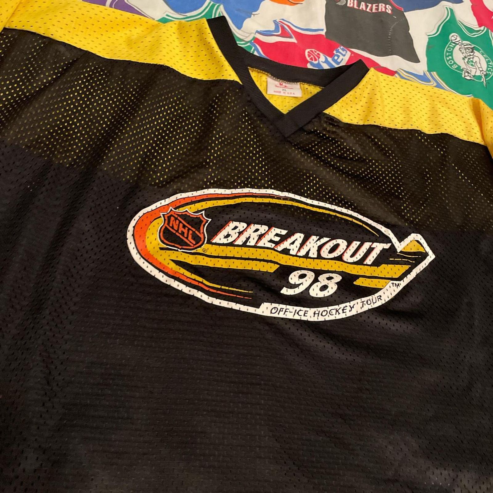 NHL Vintage 1998 NHL Breakout Off Ice Hockey Stanley Cup Jersey Size US XL / EU 56 / 4 - 2 Thumbnail