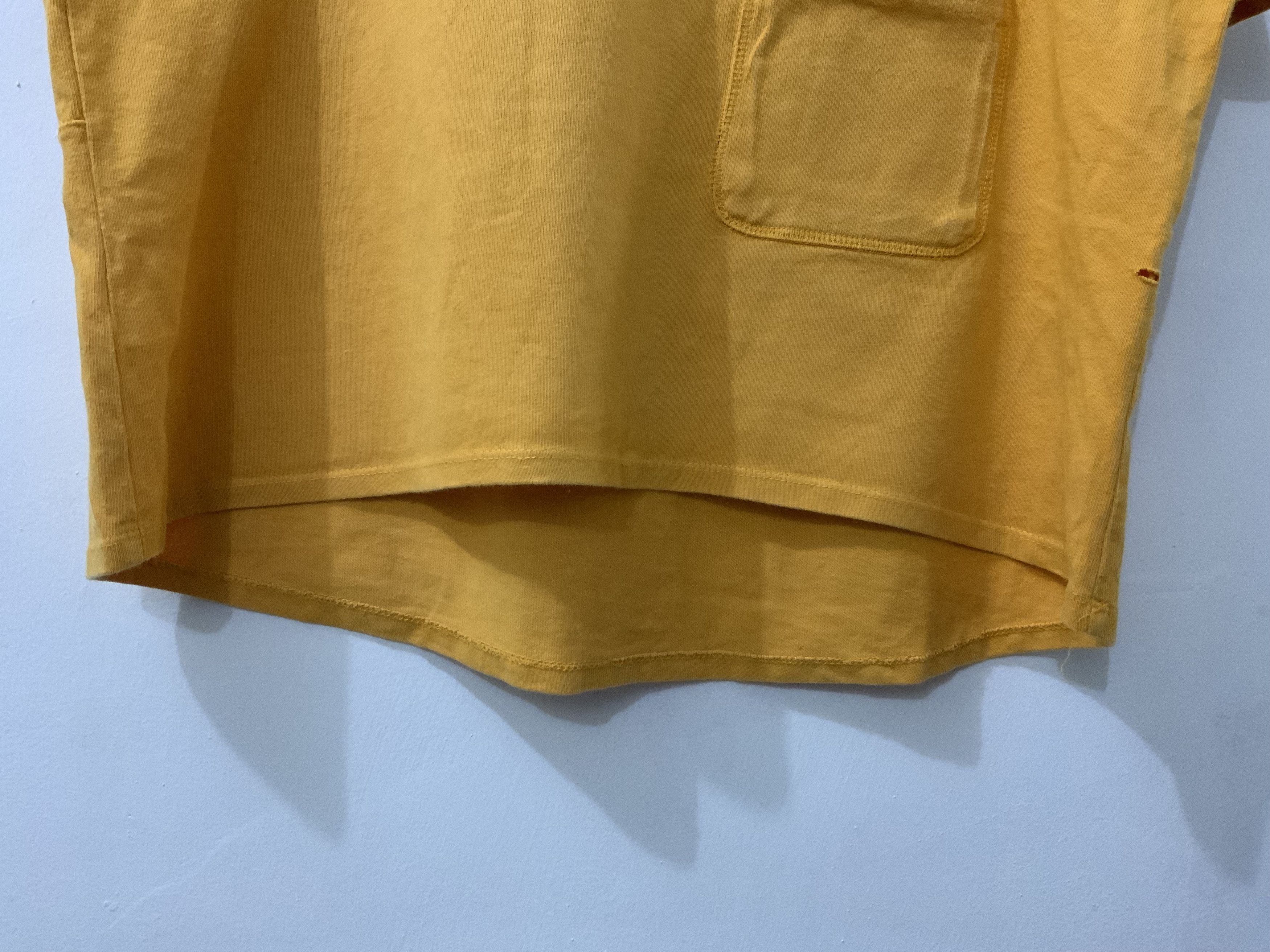 Avirex Avirex MFG Yellow Embroidered with chest pocket Tee Size US M / EU 48-50 / 2 - 6 Thumbnail