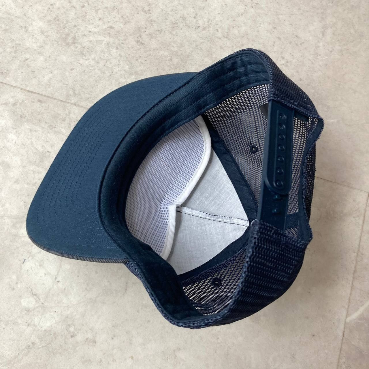Obey Vintage Obey Worldwide Trucker Hat Size ONE SIZE - 5 Thumbnail
