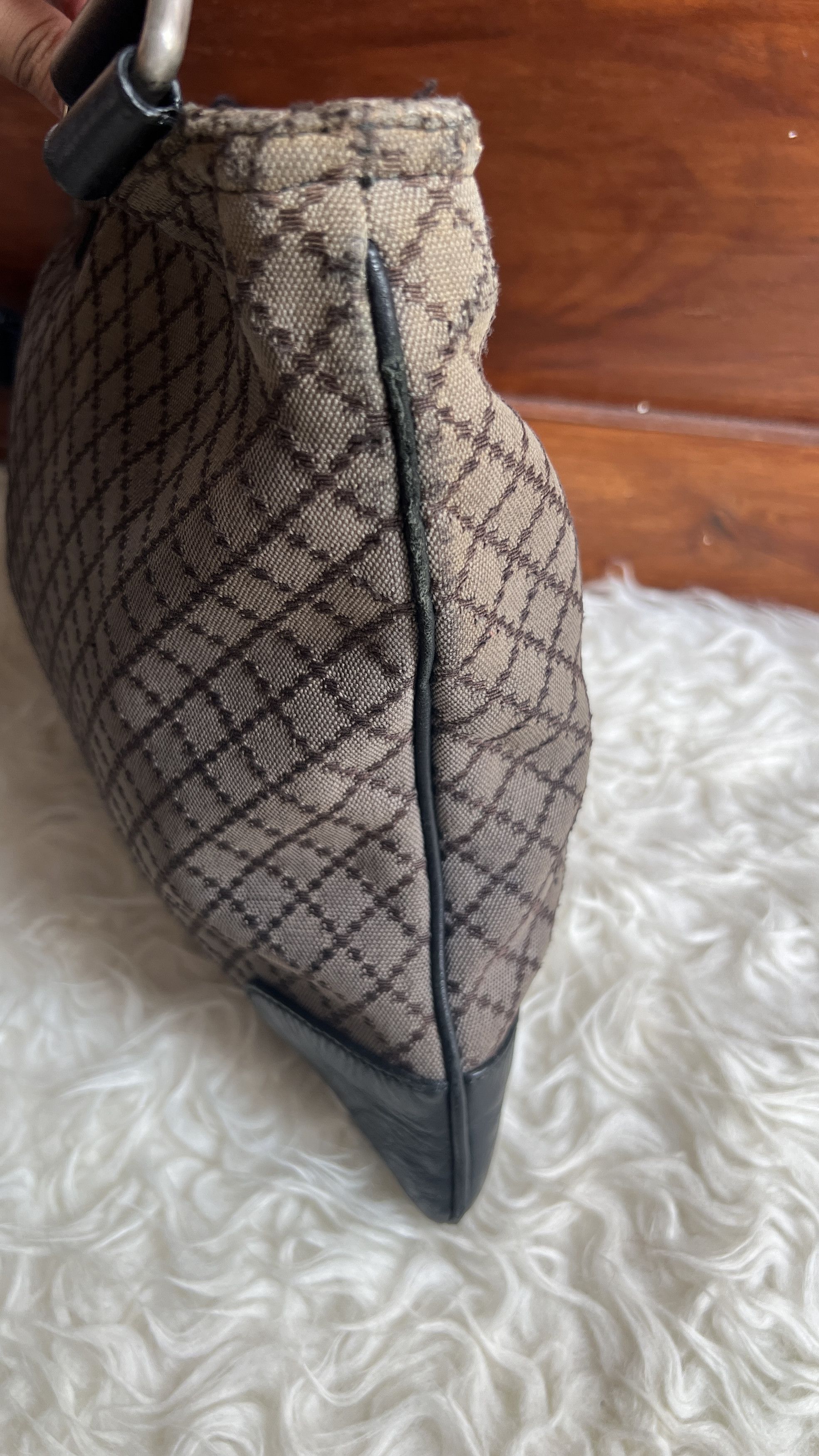 Gucci Authentic Gucci Black Diamante Canvas Crossbody Bag Size ONE SIZE - 6 Thumbnail