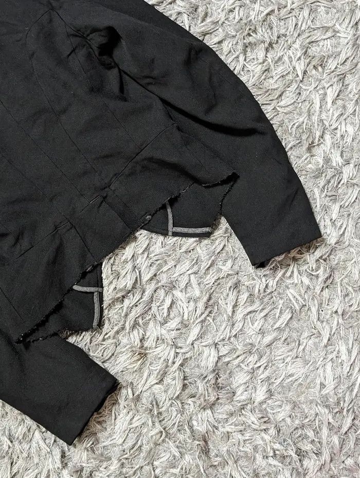 Comme des Garcons S/S 2004 Comme Des Garcons Cropped Tail Jacket Outerwear Size M / US 6-8 / IT 42-44 - 6 Thumbnail