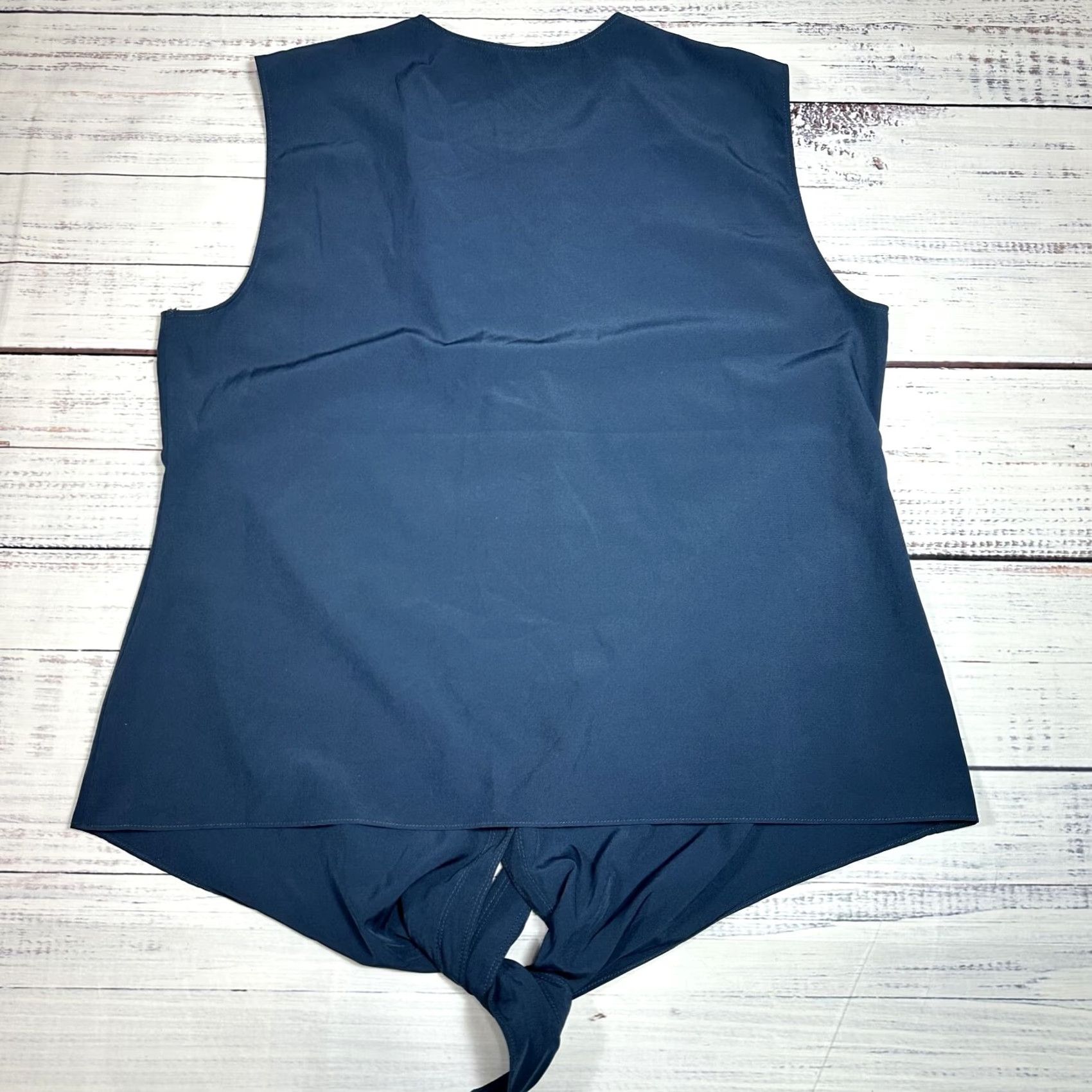 Mountain Khakis VINTAGE Mountain Khakis Blue Top Blouse Shirt Sleeveless Knot Front Relaxed Fit Women XL Size XL / US 12-14 / IT 48-50 - 3 Thumbnail