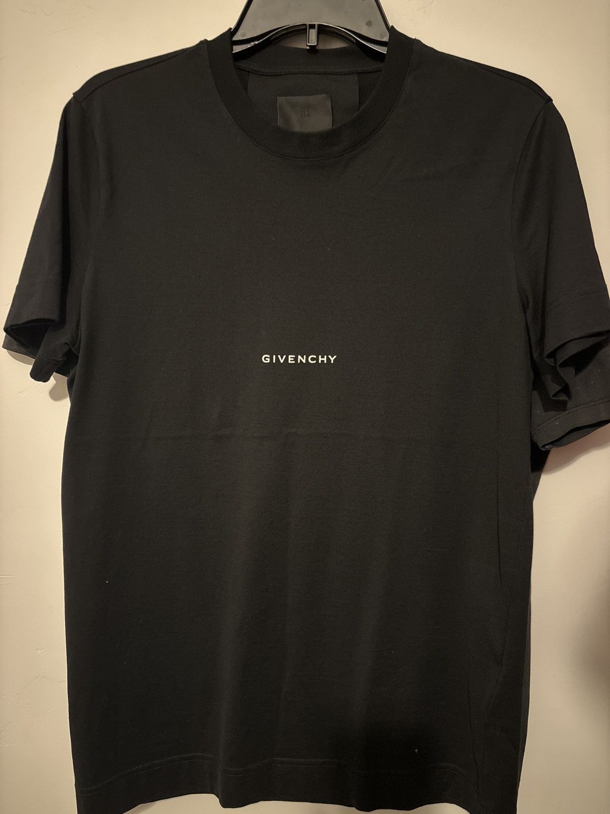 Givenchy Givenchy t shirt Size US S / EU 44-46 / 1 - 2 Thumbnail