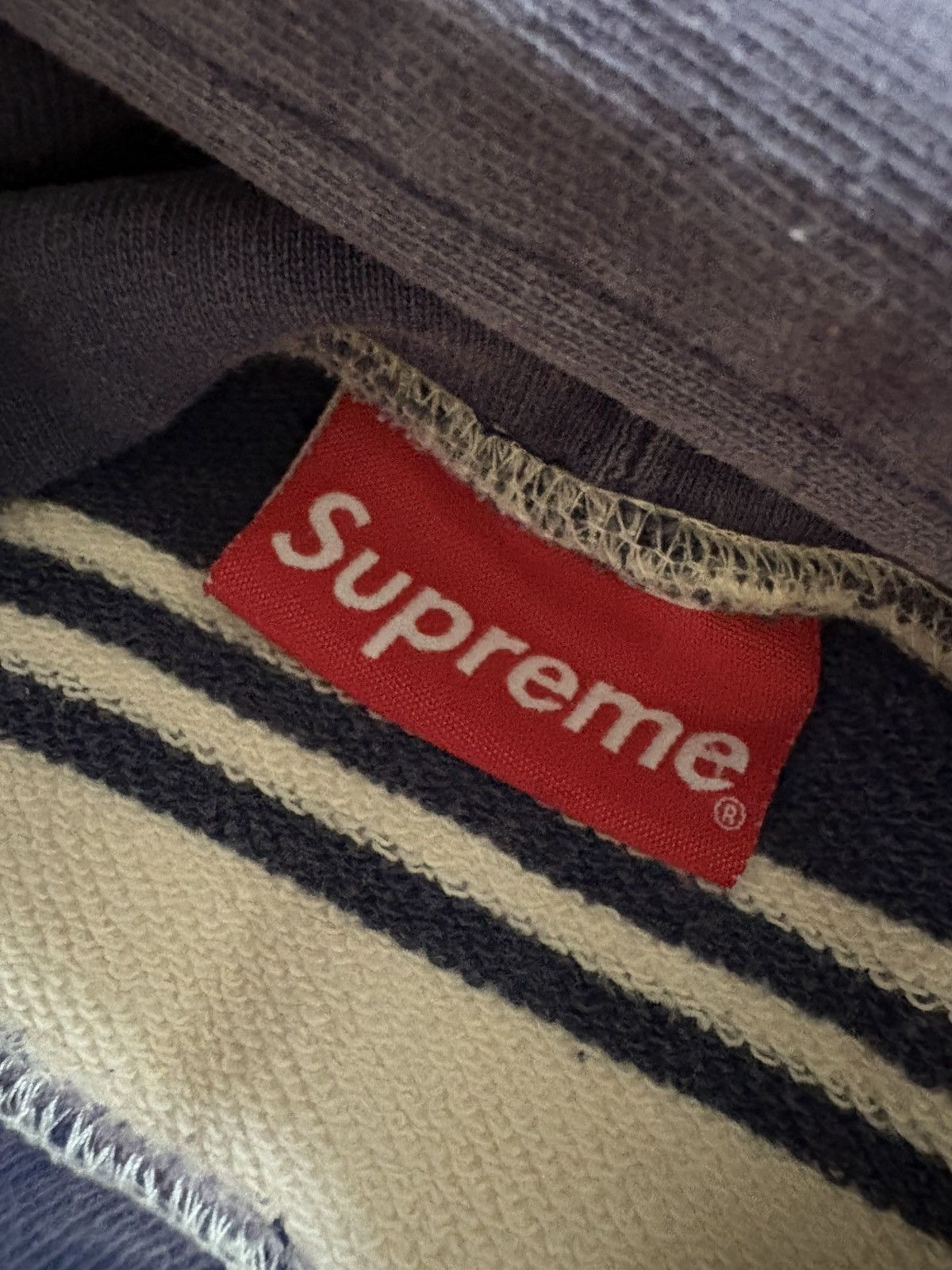 Supreme Supreme "Supreme New York" Striped Hoodie White Navy XL Size US XL / EU 56 / 4 - 4 Thumbnail