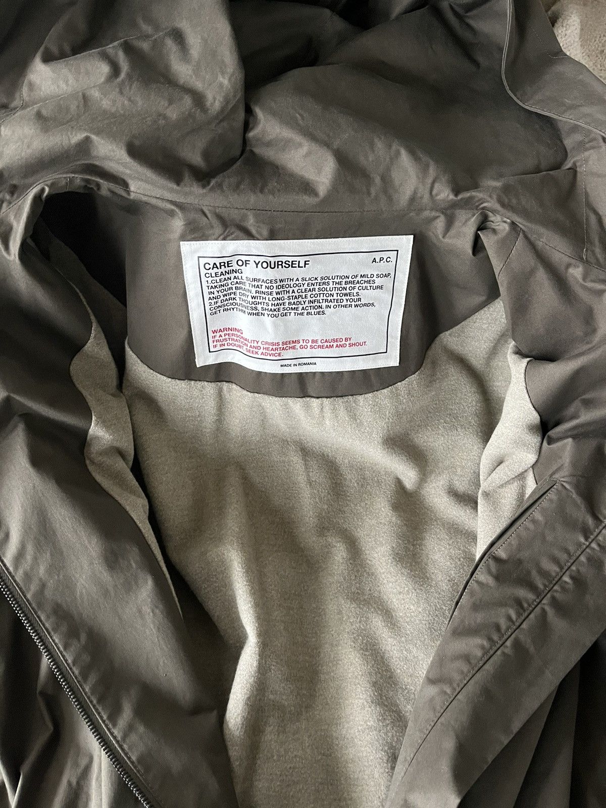 A.P.C. NWT APC Rain Parka flannel lined medium Size US M / EU 48-50 / 2 - 4 Thumbnail