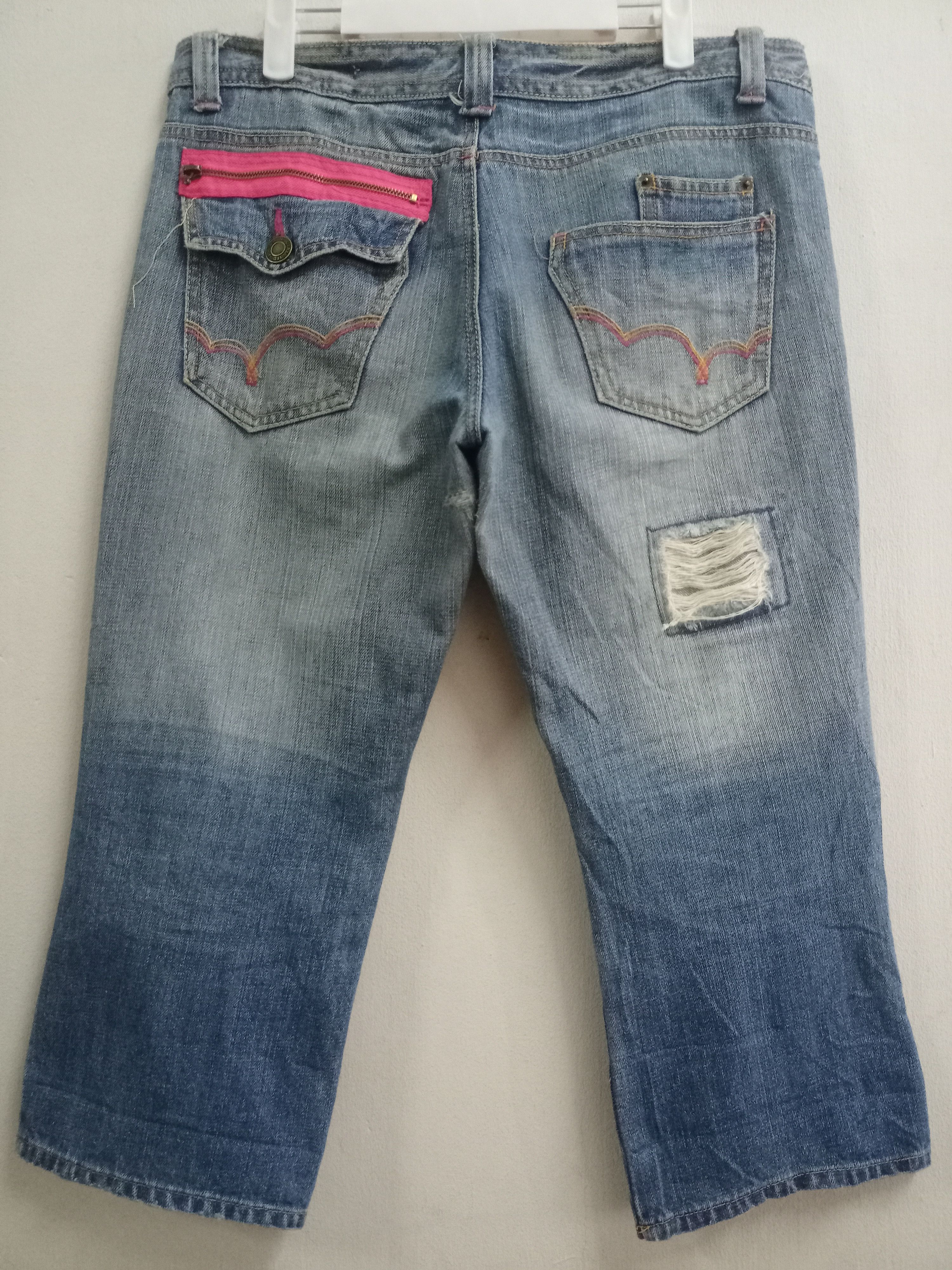 Japanese Brand Vintage Japanese Brand Blue Wash Distress Baggy Jean Shorts Size US 34 / EU 50 - 2 Thumbnail