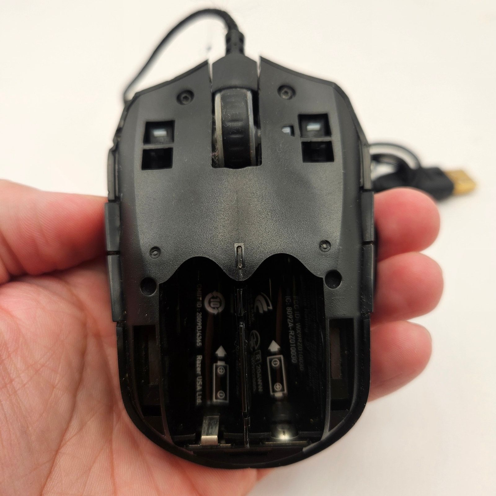 Racer Worldwide RAZER OROCHI RZ01-0030 DOG BIT WIRE/WIRELESS BLACK Size ONE SIZE - 8 Thumbnail
