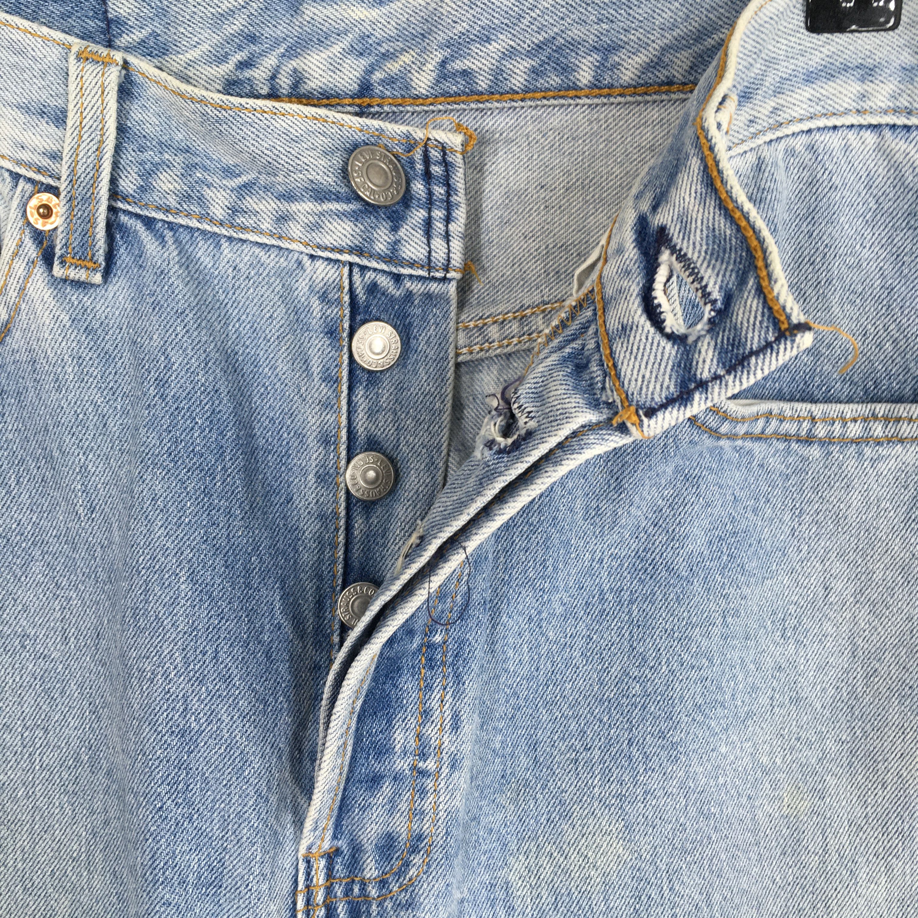 Levi's Size 28x28 Vintage 90s Levi's 501 Faded Blue Jeans S1813 Size US 28 / EU 44 - 6 Thumbnail