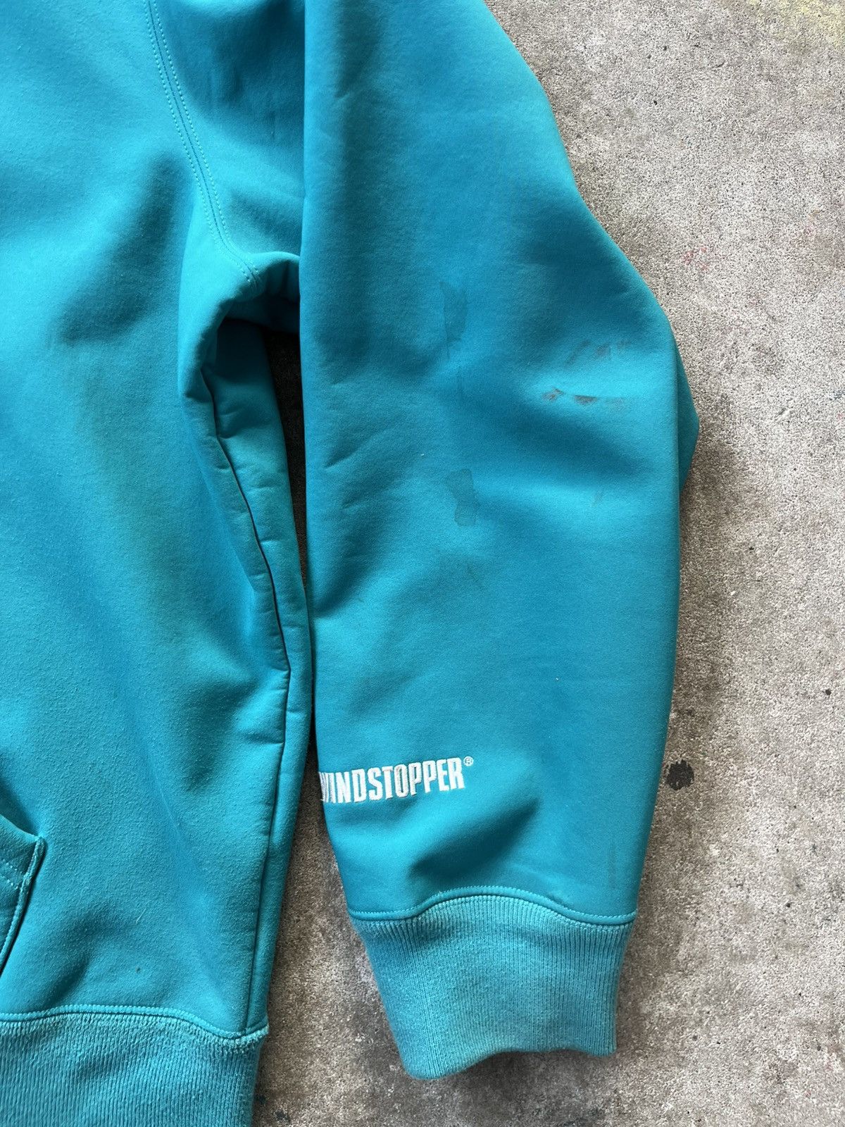 Supreme Rare Supreme Windstopper Tech Hoodie Size US L / EU 52-54 / 3 - 5 Thumbnail