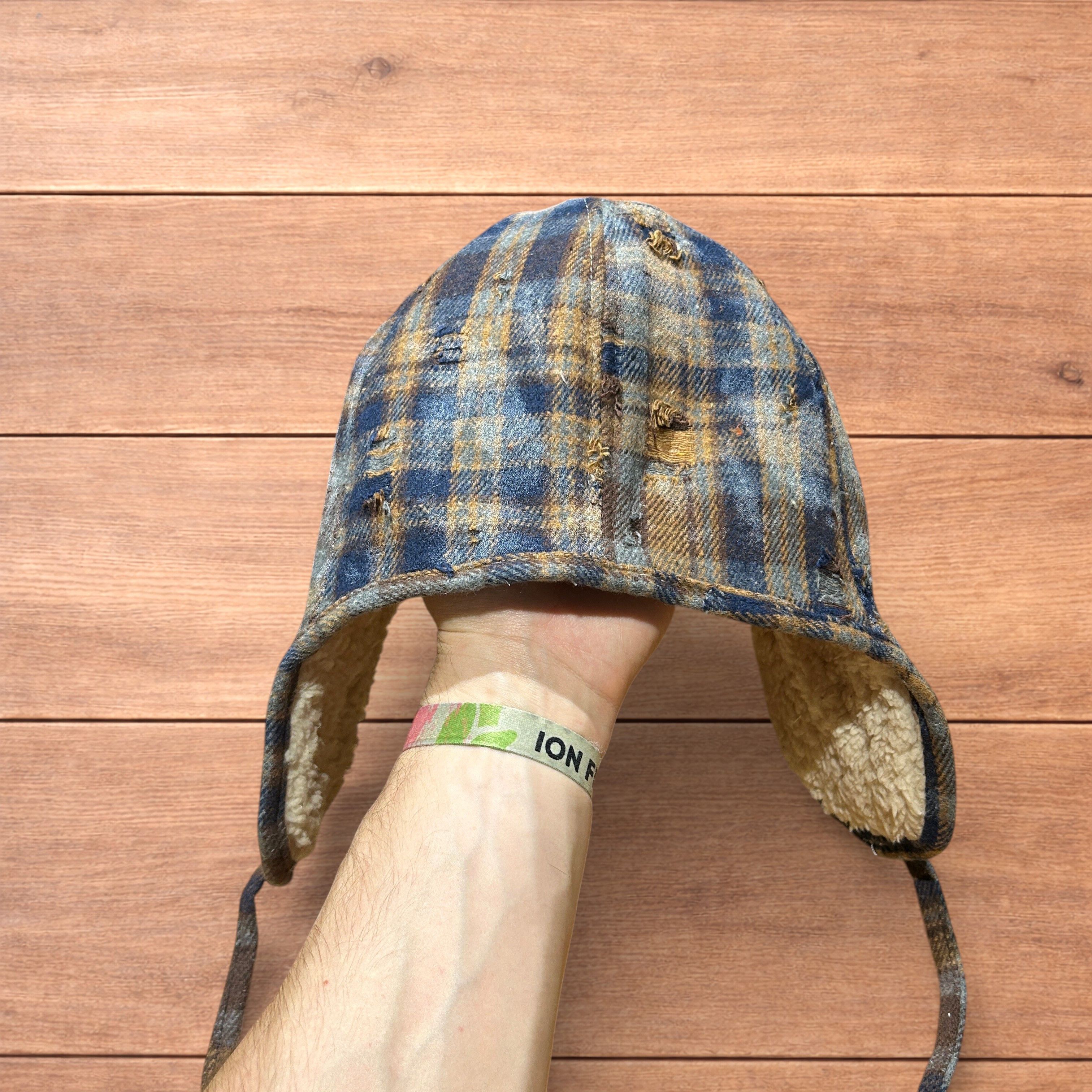 Japanese Brand Vintage style trapper ear flap checkered hat in navy/brown. Size ONE SIZE - 5 Thumbnail