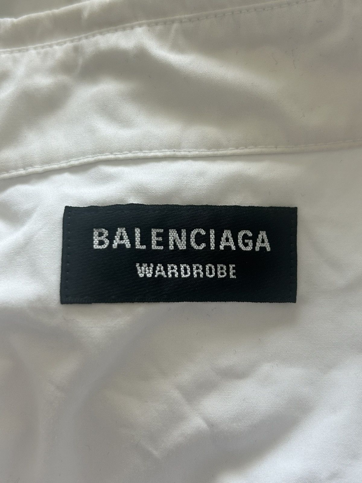 Balenciaga SS20 Logo Crest Embroidered Button up Size US L / EU 52-54 / 3 - 5 Thumbnail