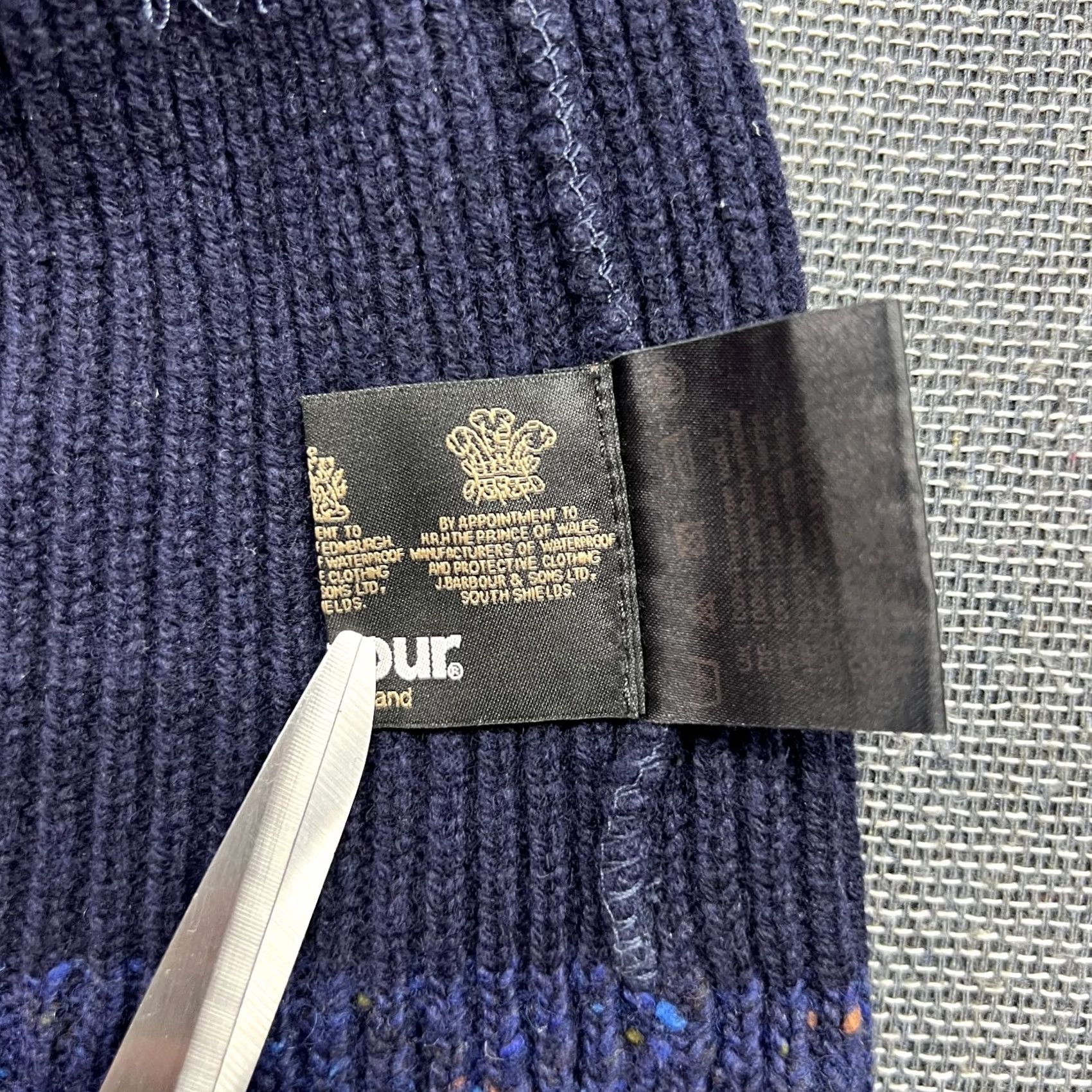 Barbour Barbour Beanie Hat One Size OS 100% Pure New Wool Cuffed Ribbon Navy Blue Unisex Adults Knit Wool Thermal Lined Size ONE SIZE - 7 Thumbnail