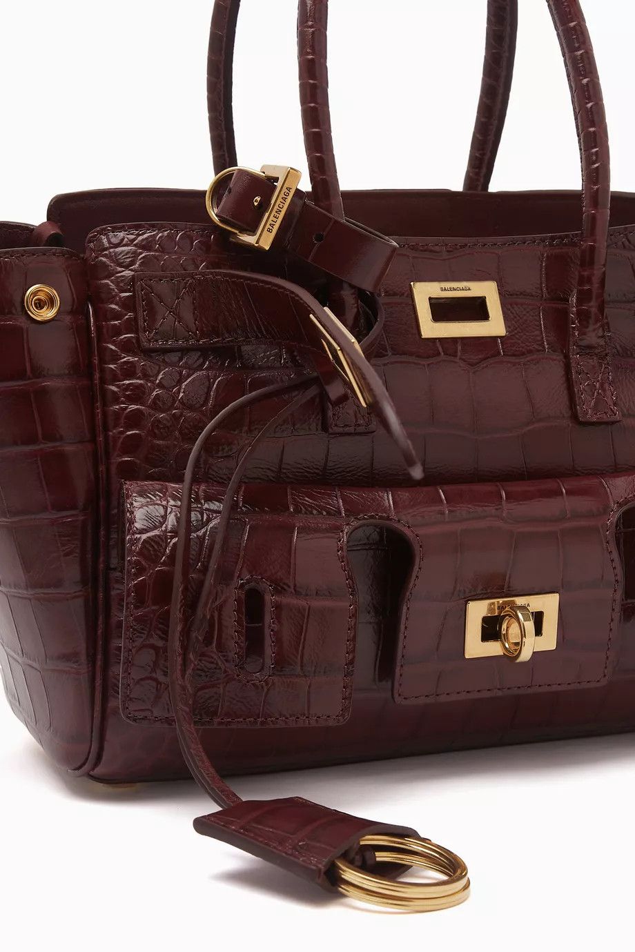 os11x0126 Size: OS / Mini Bel Air Carryall Bag in Burgundy