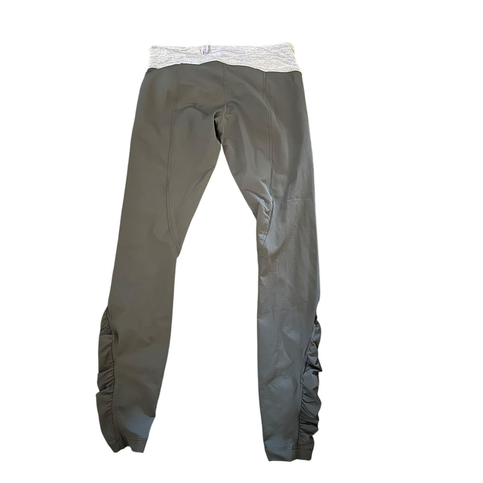 Lululemon Lululemon Lavender Gray Everlux Leggings, Zipper Pocket Size 32" / US 10 / IT 46 - 2 Thumbnail